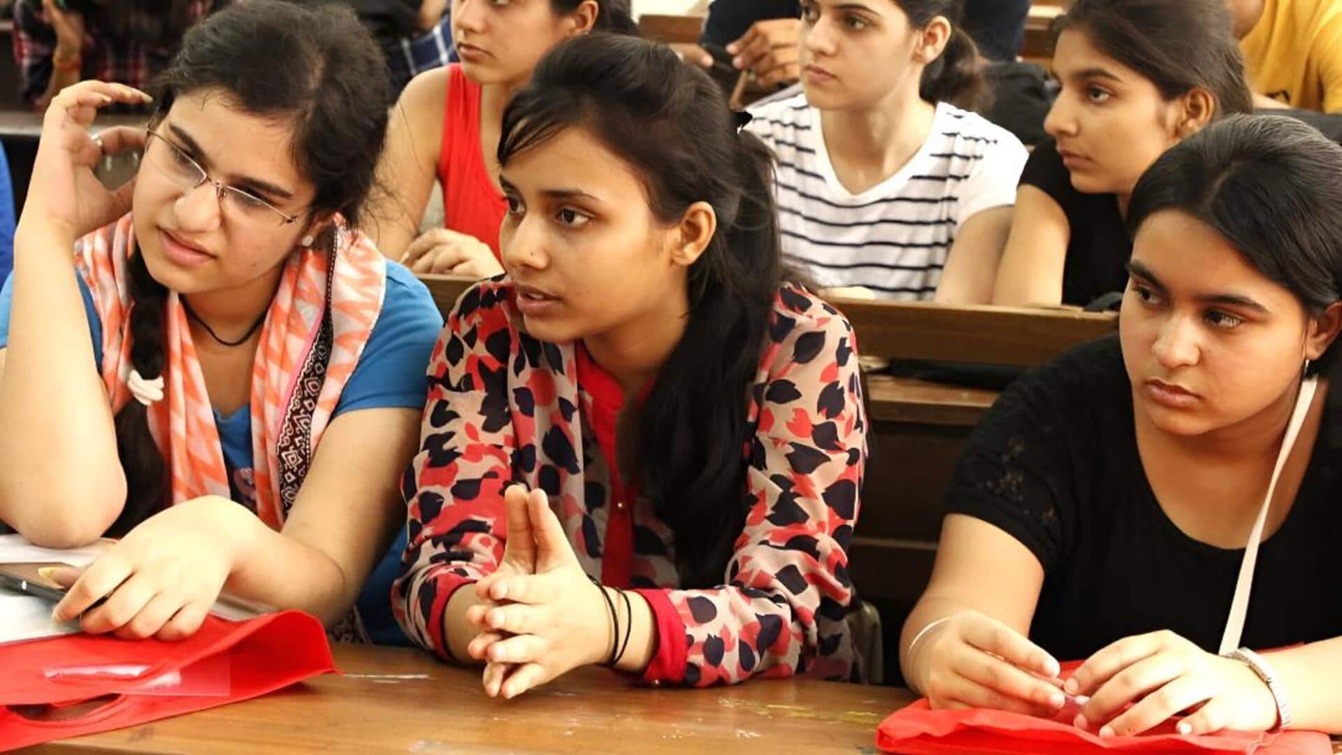 Telangana: ప్రభుత్వ పాఠశాలలు-కళాశాలల్లో విద్యార్థుల సంఖ్య పెంచేందుకు విద్యాశాఖ కొత్త చర్యలు