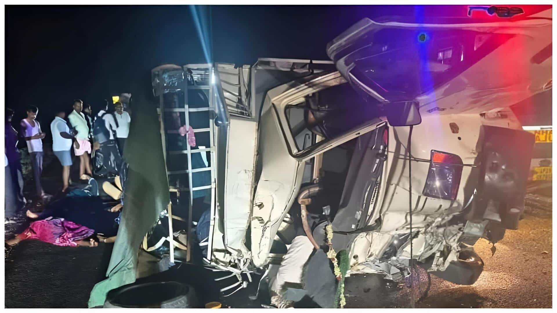 Kurnool: కర్నూలు జిల్లాలో ఘోర రోడ్డు ప్రమాదం.. 8 మంది మృతి, 13 మందికి గాయాలు