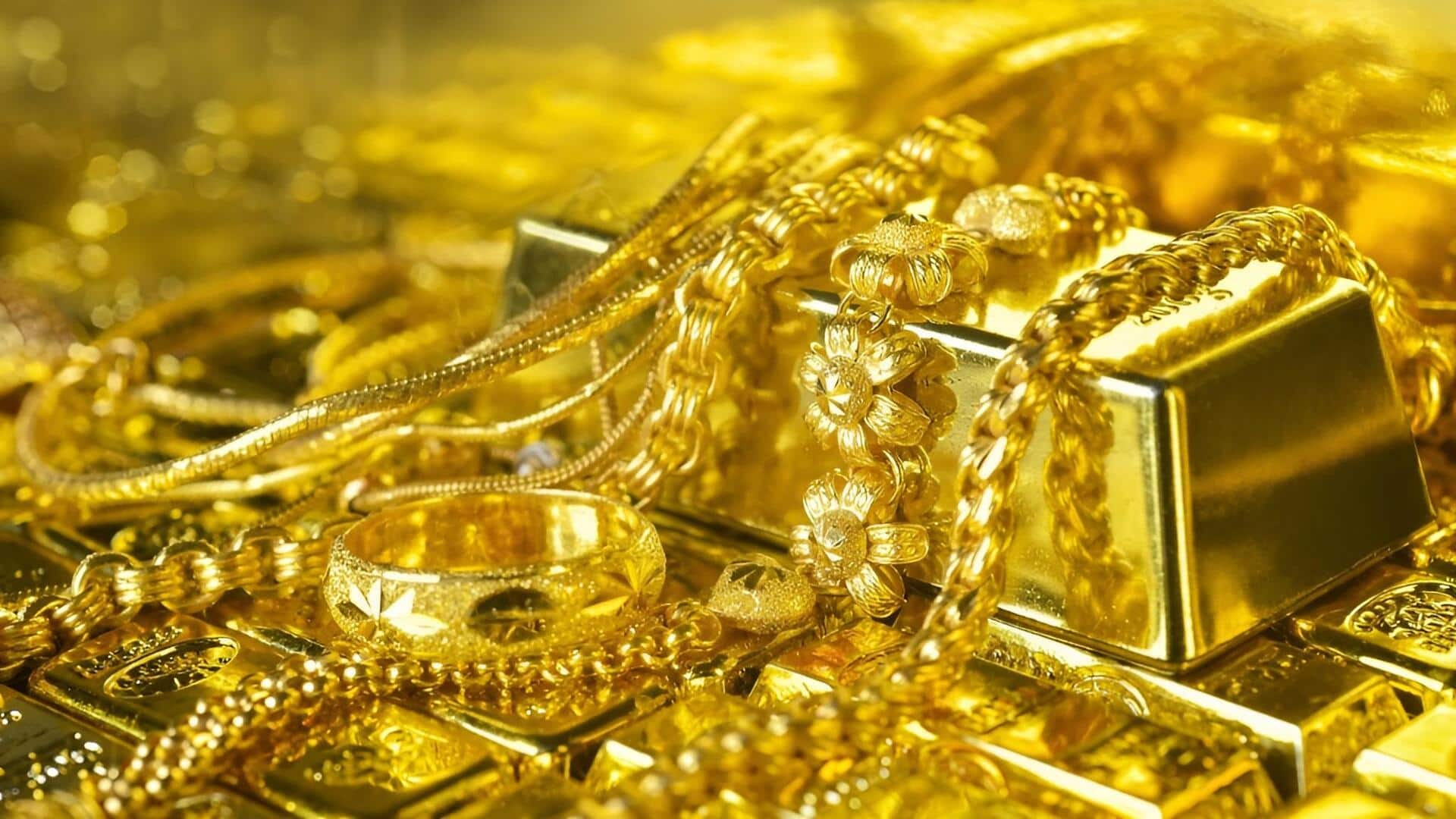 Gold and Silver Rates : స్వల్పంగా పెరిగిన బంగారం ధరలు.. ఈ రోజు ఎంతంటే..
