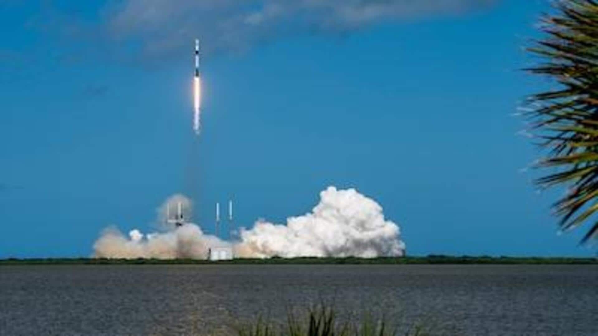 Elon Musk: 10,000 స్టార్లింక్ శాటిలైట్లను ప్రయోగించిన సంస్థ.. అందరినీ మించిపోయామన్న ఎలాన్ మస్క్ Elon Musk: 10,000 స్టార్లింక్ శాటిలైట్లను ప్రయోగించిన సంస్థ.. అందరినీ మించిపోయామన్న ఎలాన్ మస్క్