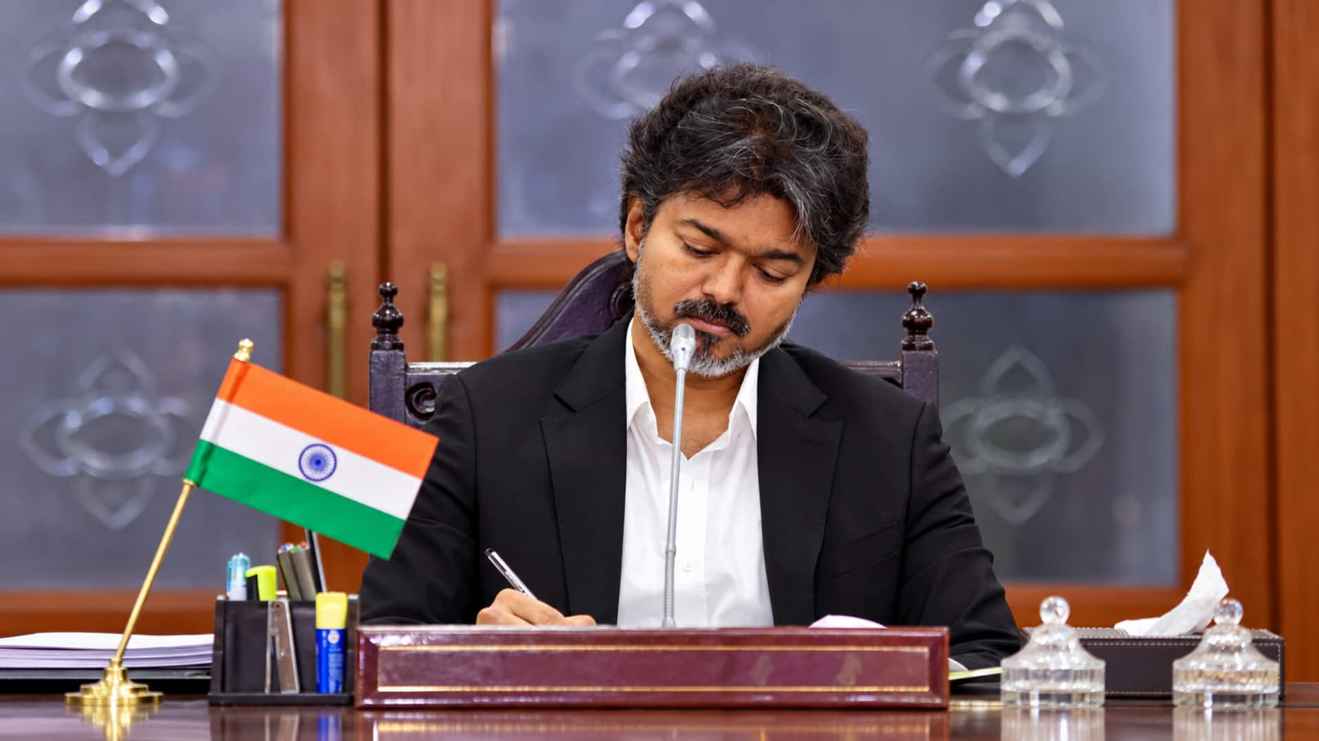 TVK: విజయ్‌ టీవీకేకు రూ.13.3 కోట్ల విరాళాలు.. 99 శాతం ఇద్దరు మంత్రుల నుంచే!