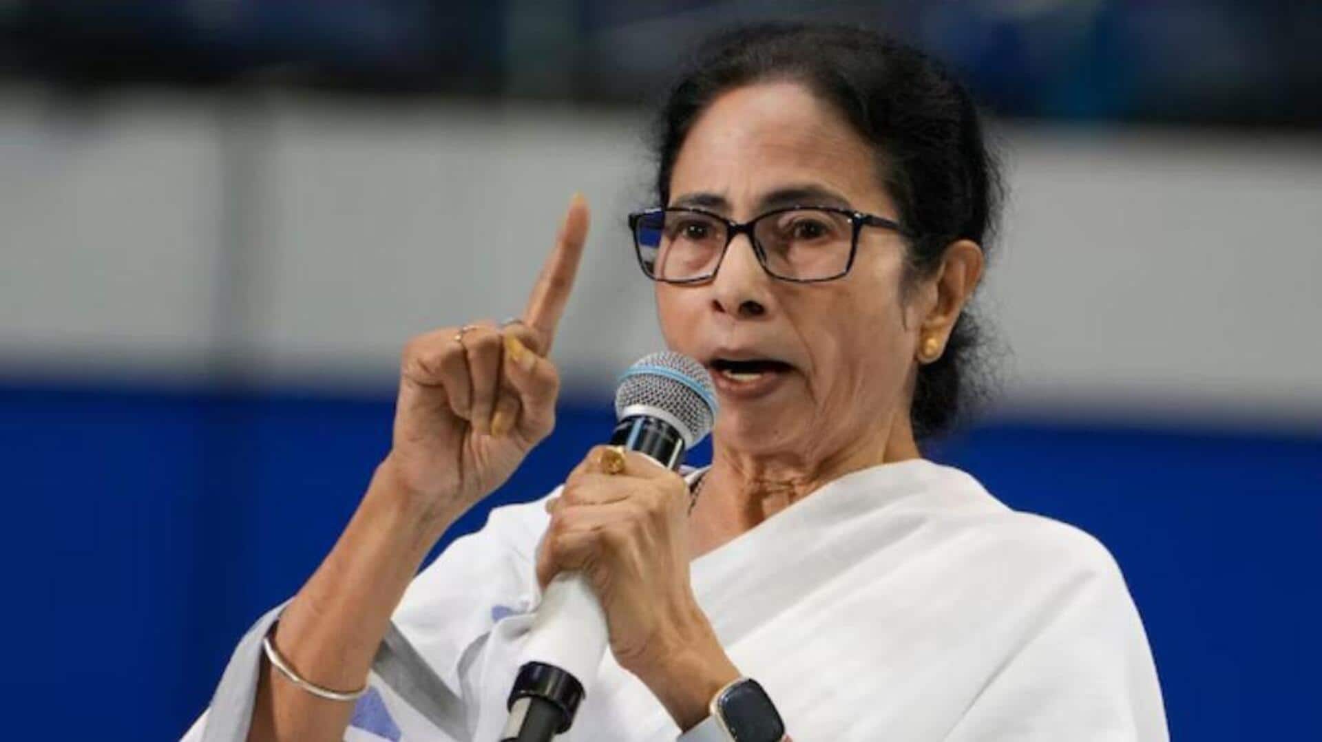 Mamata Banerjee: బంగ్లాదేశీయుల తరలింపుపై మమతా బెనర్జీ తీవ్ర వ్యాఖ్యలు! Mamata Banerjee: బంగ్లాదేశీయుల తరలింపుపై మమతా బెనర్జీ తీవ్ర వ్యాఖ్యలు!