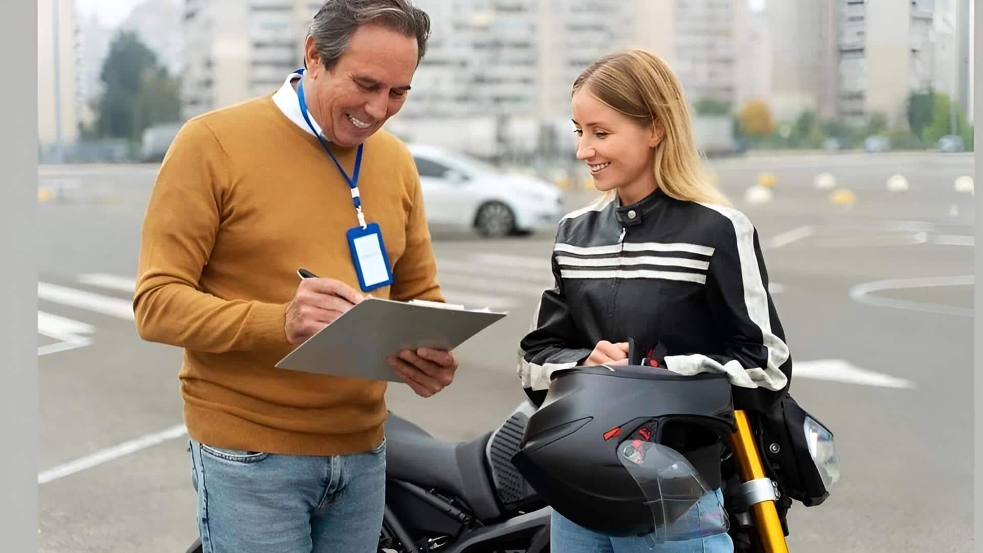 Bike Insurance: బైక్ ఇన్సూరెన్స్ లేకుండా రోడ్డెక్కుతున్నారా? ఫైన్‌తో పాటు చిక్కులు కూడా!