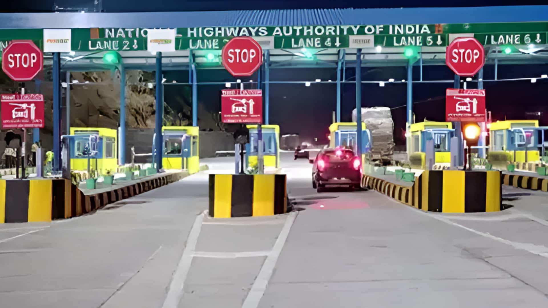 Andhra Pradesh: శ్రీశైలం వచ్చే వాహనాలకు నేటి నుంచి టోల్‌గేట్ల రుసుం మినహాయింపు