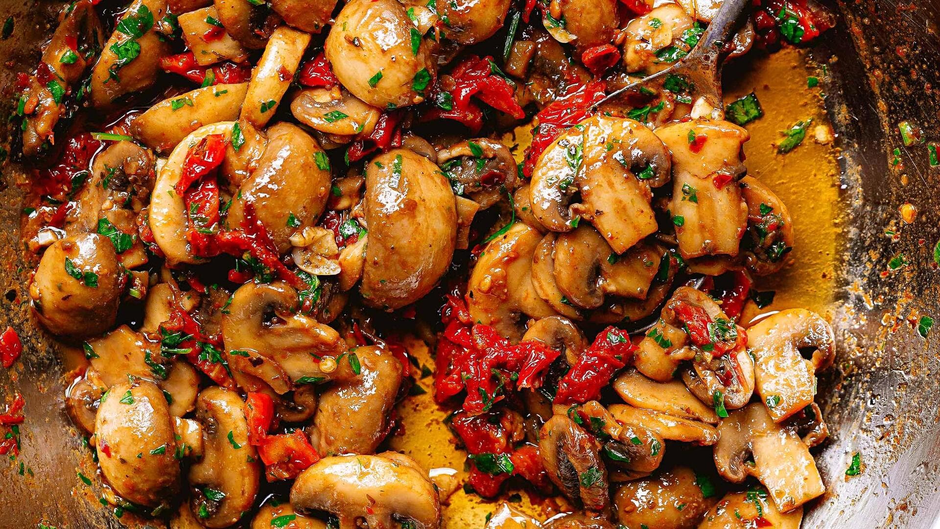 Mushroom curry: మష్రూమ్ లవర్స్‌కు పండగే.. ఈ స్పెషల్ రెసిపీలు తప్పక ట్రై చేయండి!