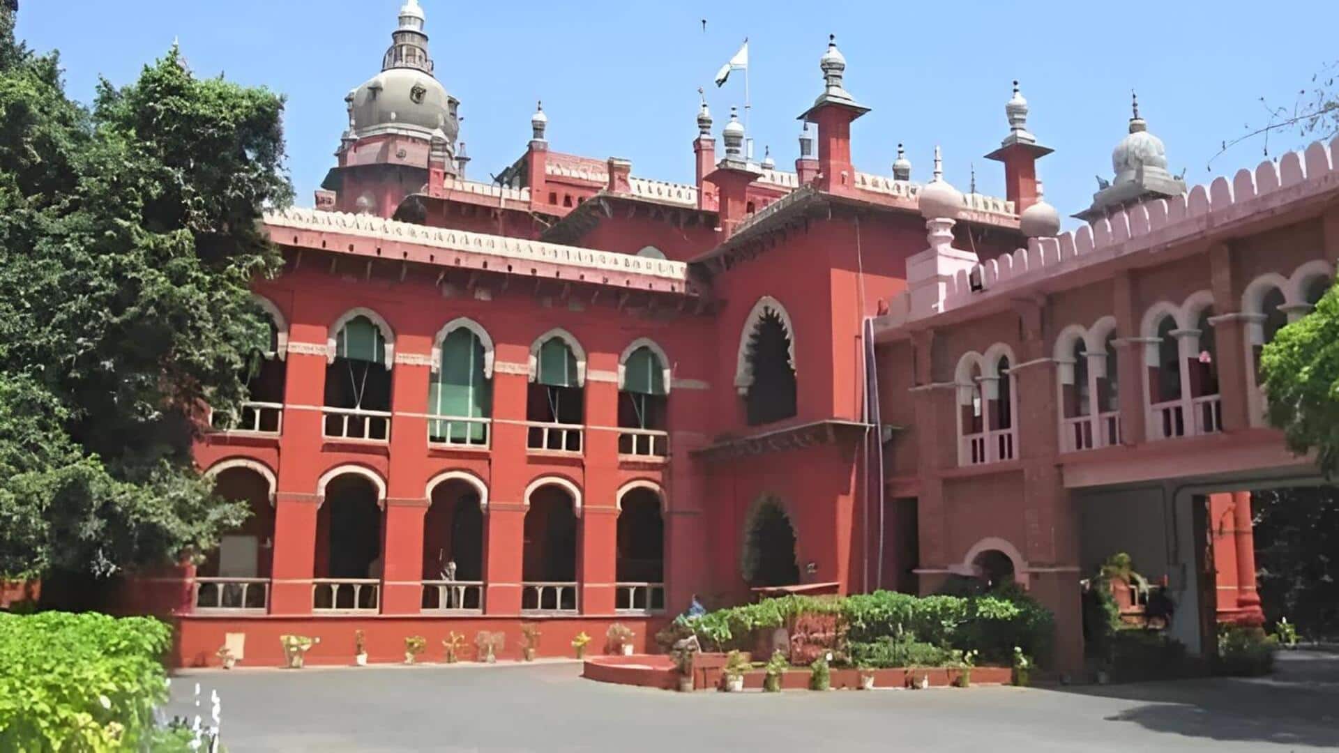 Madras High Court: కరూర్ బాధిత కుటుంబాలకు ప్రభుత్వ ఉద్యోగాలు.. మద్రాస్ హైకోర్టు అనుమతి