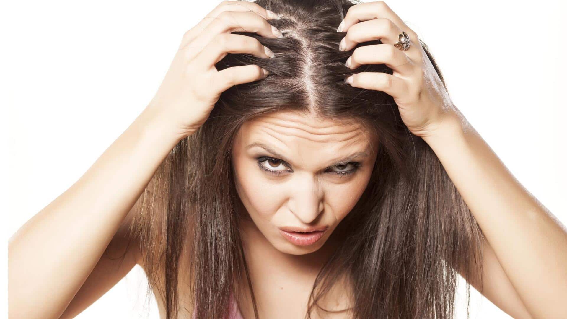 Dandruff: జిడ్డు, డ్యాండ్రఫ్ సమస్య ఉందా? ఈ అపోహల గురించి ముఖ్యంగా తెలుసుకోండిలా..