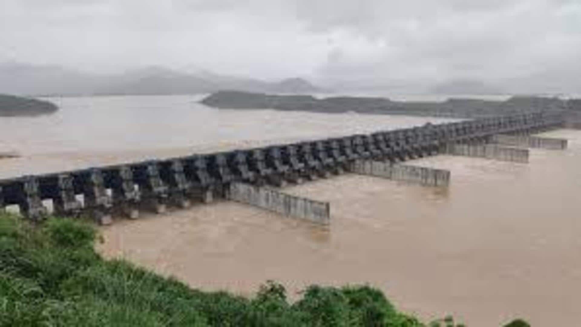 Polavaram: పోలవరం వద్ద పెరుగుతున్న వరద ఉధృతి Polavaram: పోలవరం వద్ద పెరుగుతున్న వరద ఉధృతి