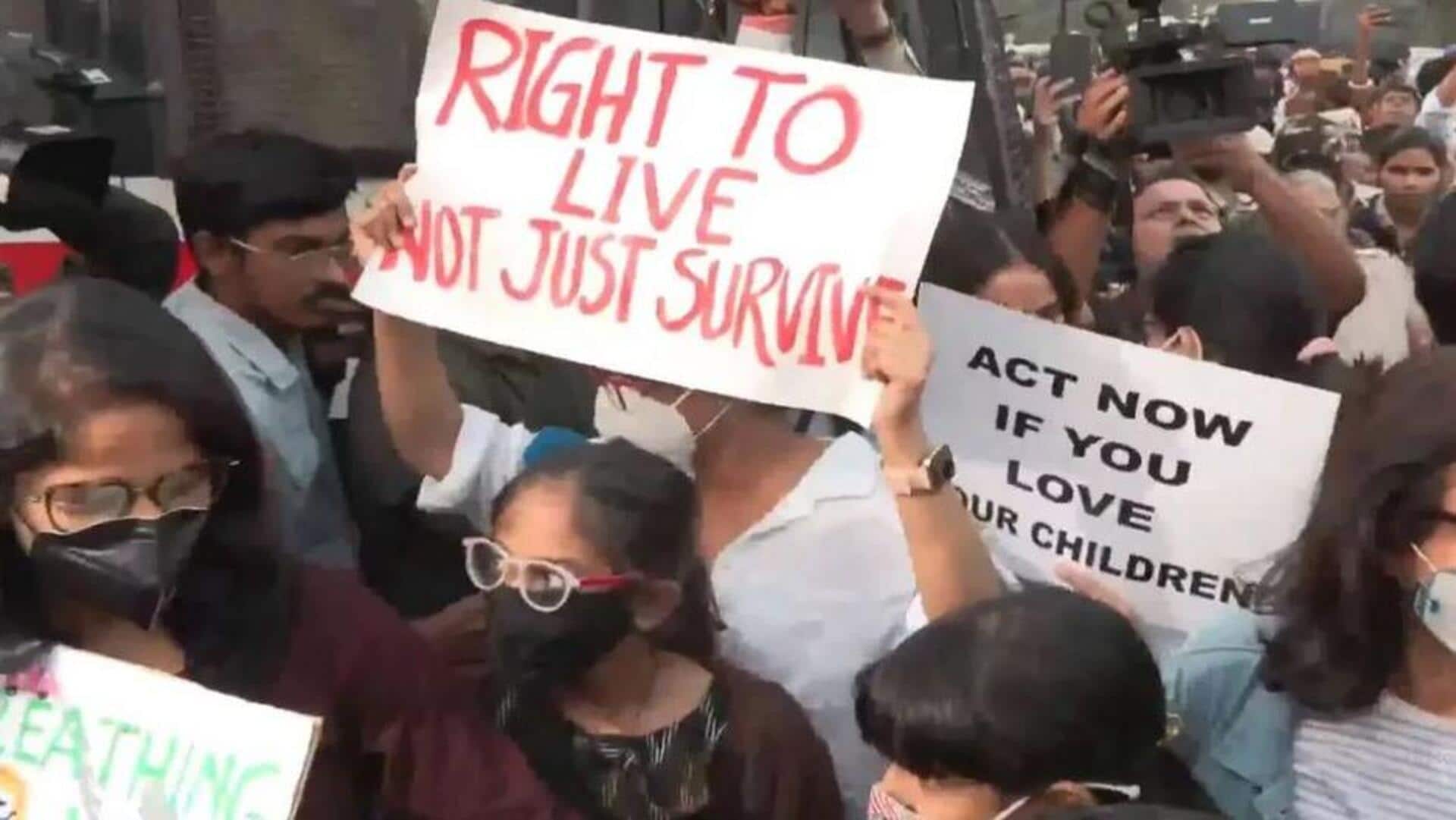 Delhi: దిల్లీలో క్షీణించిన గాలి నాణ్యత.. రోడెక్కి పెద్దఎత్తున నిరసనలు.. అరెస్టు!