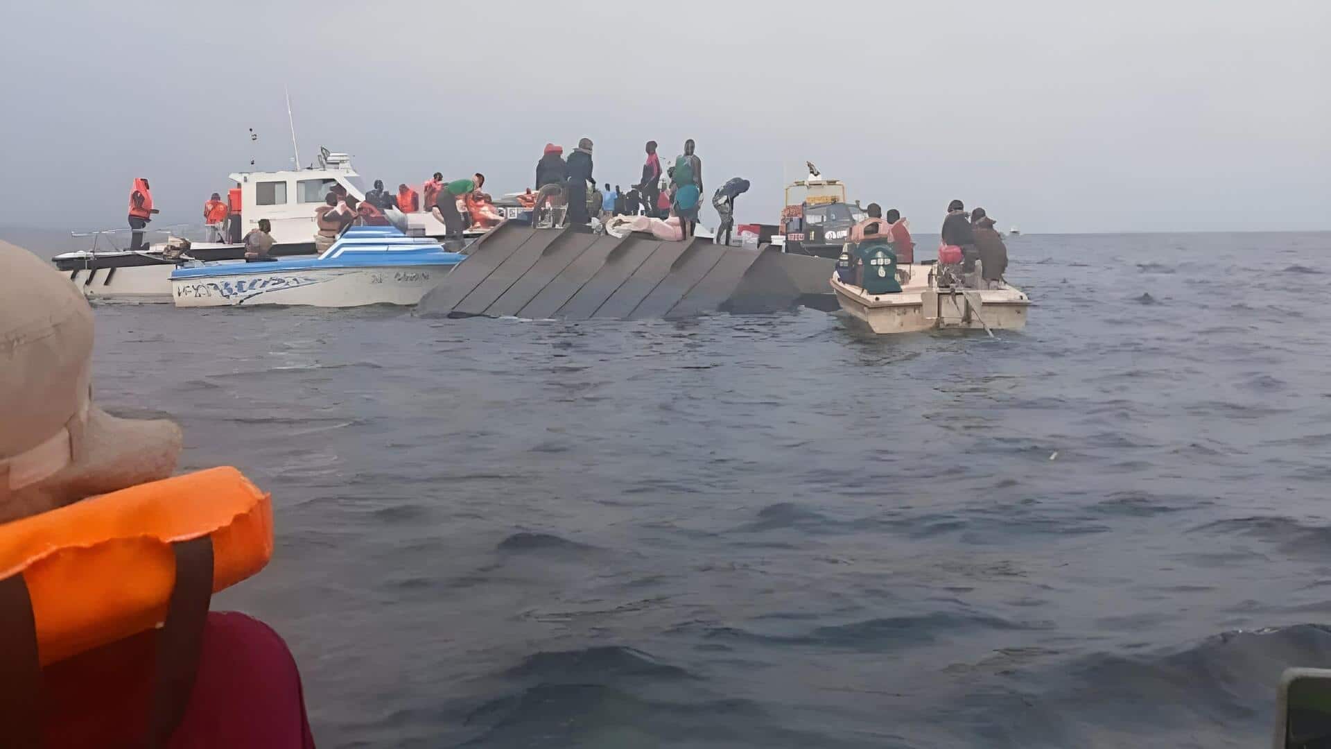 Boat Accident : నైజీరియాలో ఘోర పడవ ప్రమాదం.. 50 మందికిపైగా మృతి