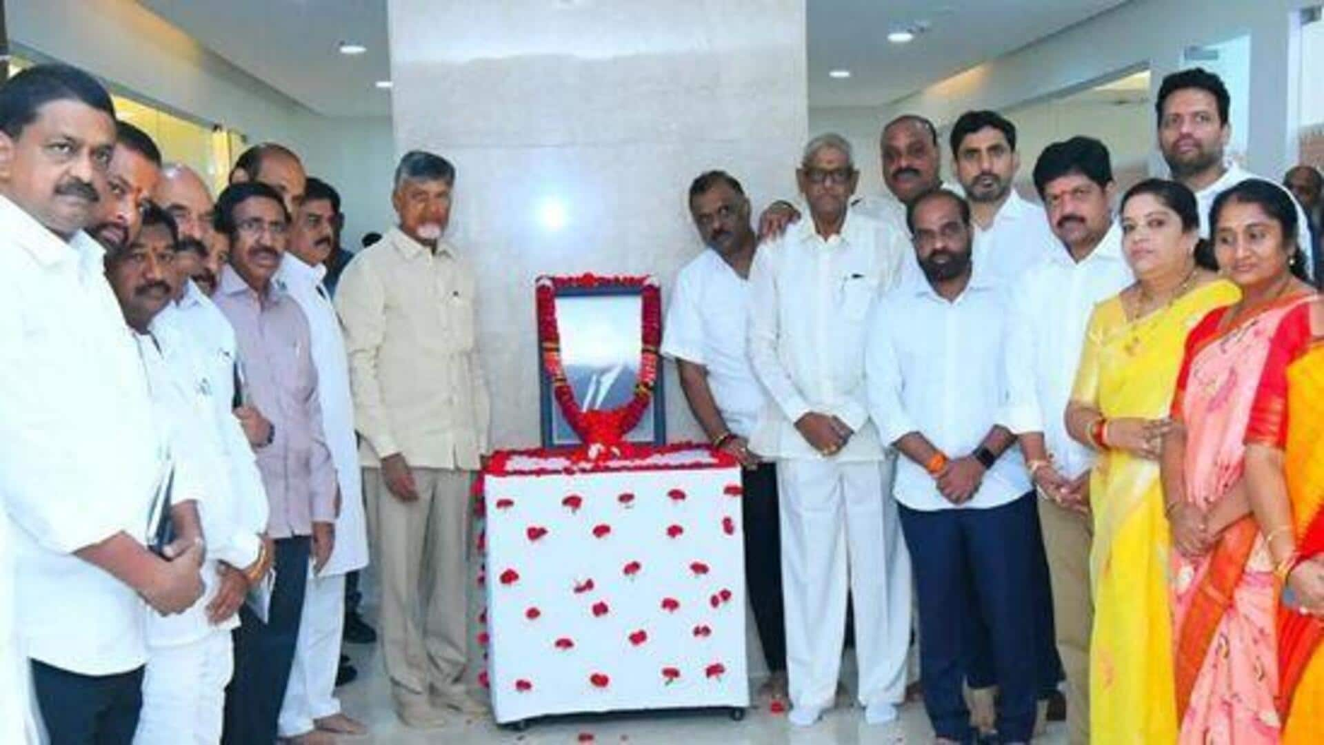 CBN Tributes to Tata: రతన్‌ టాటా మృతికి ఏపీ క్యాబినెట్‌ సంతాపం.. ముంబై బయలుదేరిన చంద్రబాబు, లోకేష్‌