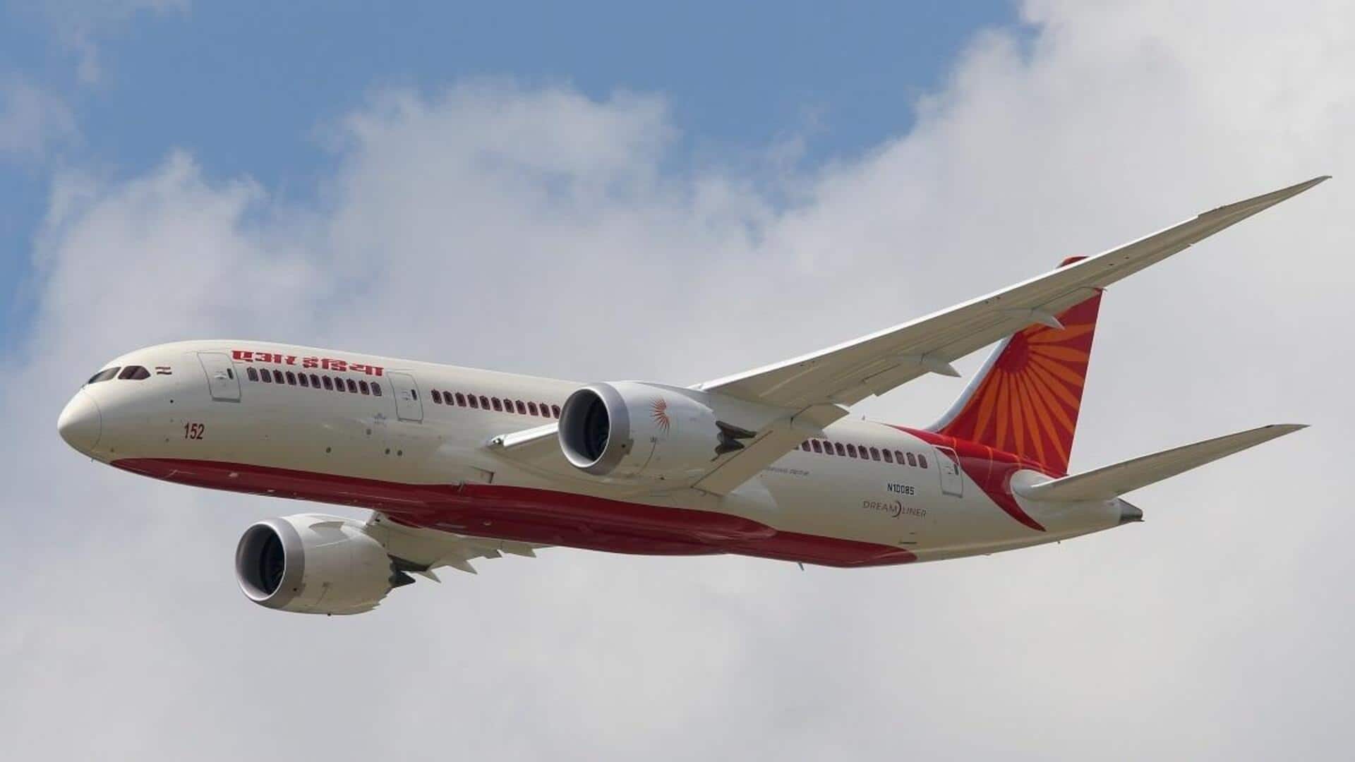 Air India : గాల్లోనే ఇంజిన్‌ ఆయిల్‌ ప్రెజర్‌ సున్నా.. ఢిల్లీకి తిరిగొచ్చిన ఎయిర్‌ ఇండియా ఫ్లైట్