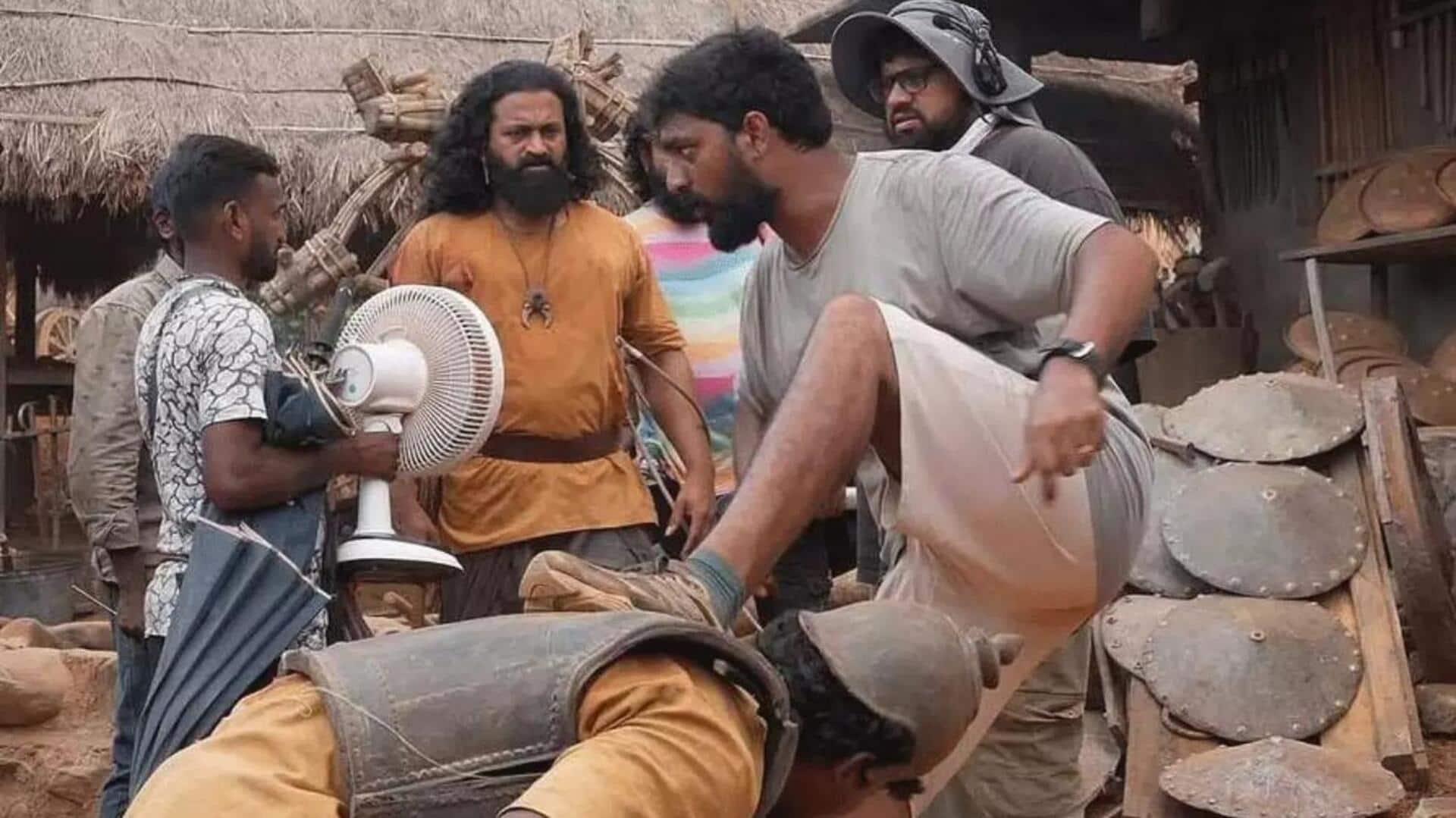 Kantara Chapter 1: యాక్షన్ సన్నివేశంలో డూప్ లేకుండా రిషబ్.. హీరోపై స్టంట్ కొరియోగ్రాఫర్ ప్రశంసలు Kantara Chapter 1: యాక్షన్ సన్నివేశంలో డూప్ లేకుండా రిషబ్.. హీరోపై స్టంట్ కొరియోగ్రాఫర్ ప్రశంసలు