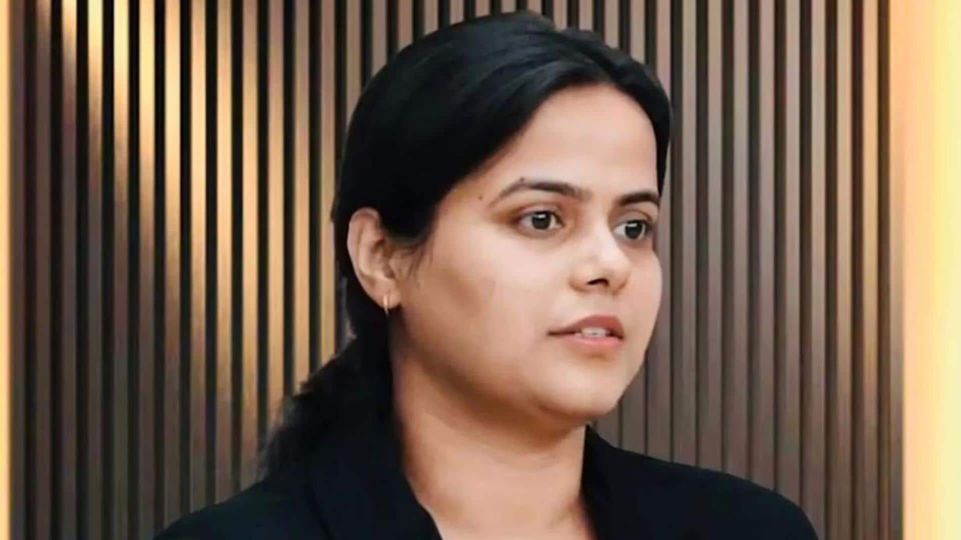 UPSC CSE 2025 Results: సివిల్స్ 2024 ఫలితాల్లో టాప్ 5లో ముగ్గురు మహిళలు.. వారి గురించి తెలుసా? UPSC CSE 2025 Results: సివిల్స్ 2024 ఫలితాల్లో టాప్ 5లో ముగ్గురు మహిళలు.. వారి గురించి తెలుసా?