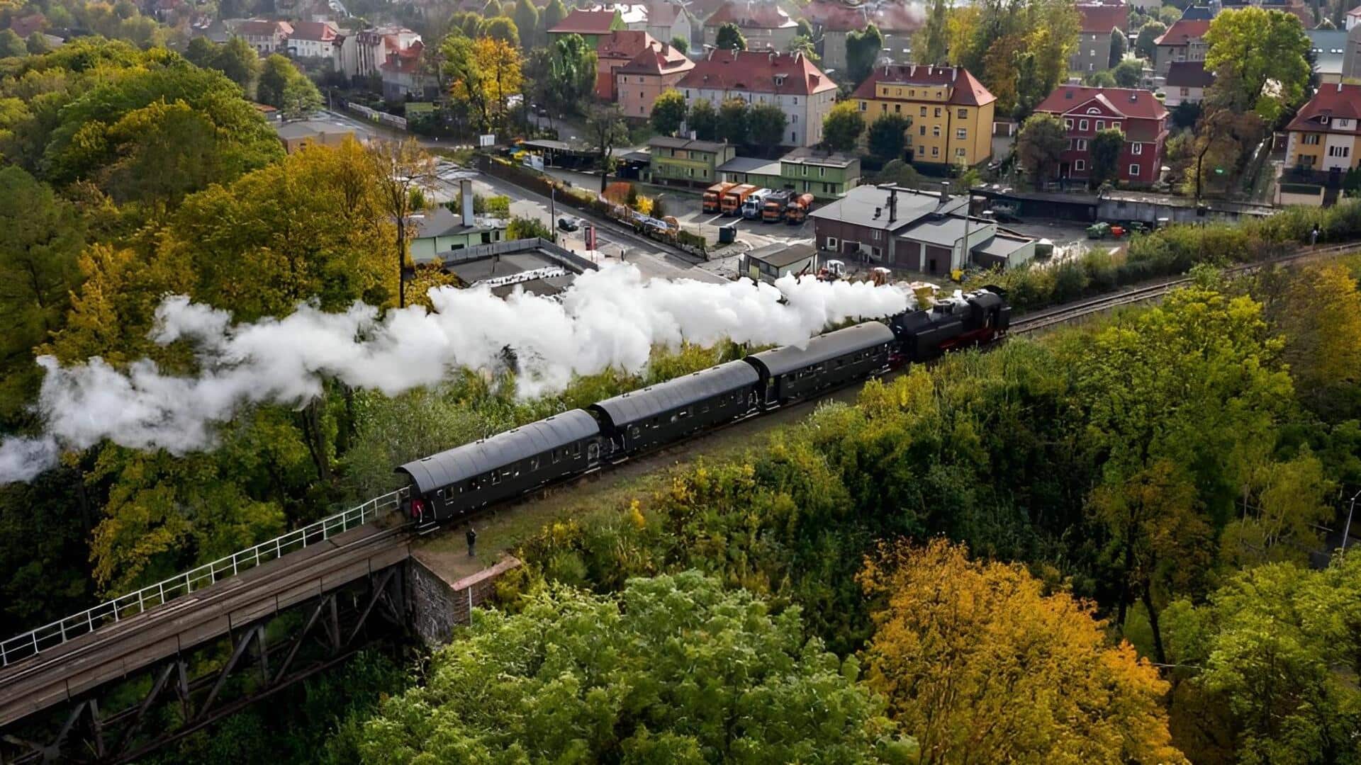 Poland: పోలాండ్ హిస్టారికల్ ట్రైన్ రైడ్.. ట్రావెల్ ప్రేమికులకు అద్భుతమైన ఎక్స్‌పీరియన్స్!