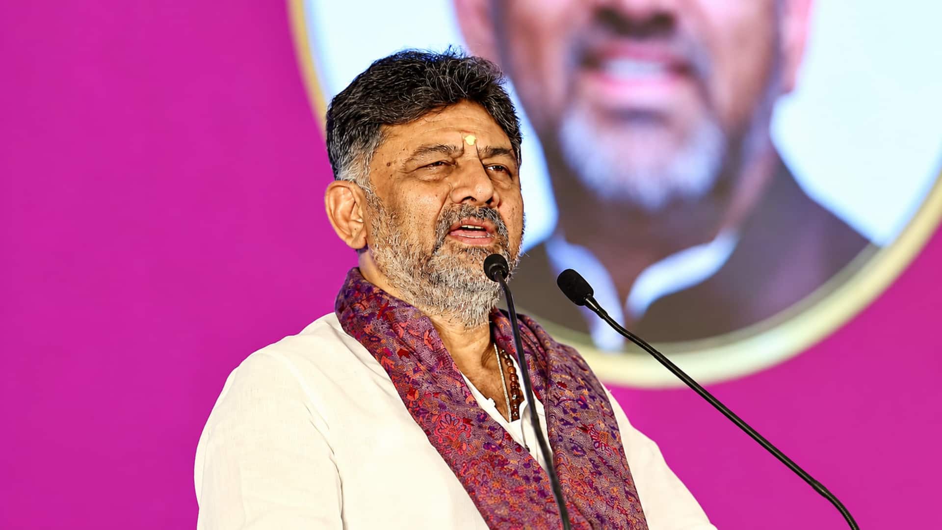 DK Shivakumar: 'నన్ను కూడా ట్రాప్‌ చేసేందుకు ప్రయత్నించారు'.. మరో బాంబు పేల్చిన కర్ణాటక సీఎం డీకే