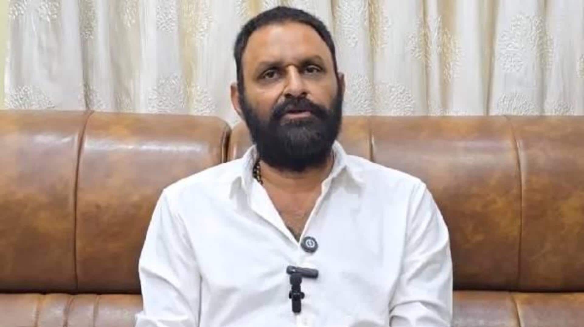 Kodali Nani: మాజీ మంత్రి,వైసీపీ నేత కొడాలి నానిపై లుకౌట్ నోటీసులు జారీ Kodali Nani: మాజీ మంత్రి,వైసీపీ నేత కొడాలి నానిపై లుకౌట్ నోటీసులు జారీ