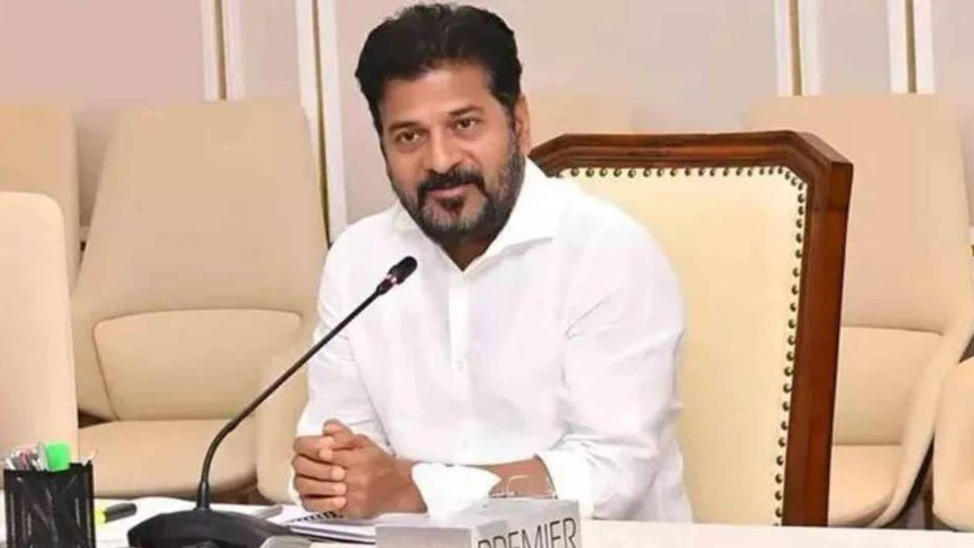 Revanth Reddy: కలెక్టర్లు గంట ముందే చేరుకోవాలి.. తక్షణ చర్యలు తీసుకోండి : సీఎం హెచ్చరిక Revanth Reddy: కలెక్టర్లు గంట ముందే చేరుకోవాలి.. తక్షణ చర్యలు తీసుకోండి : సీఎం హెచ్చరిక