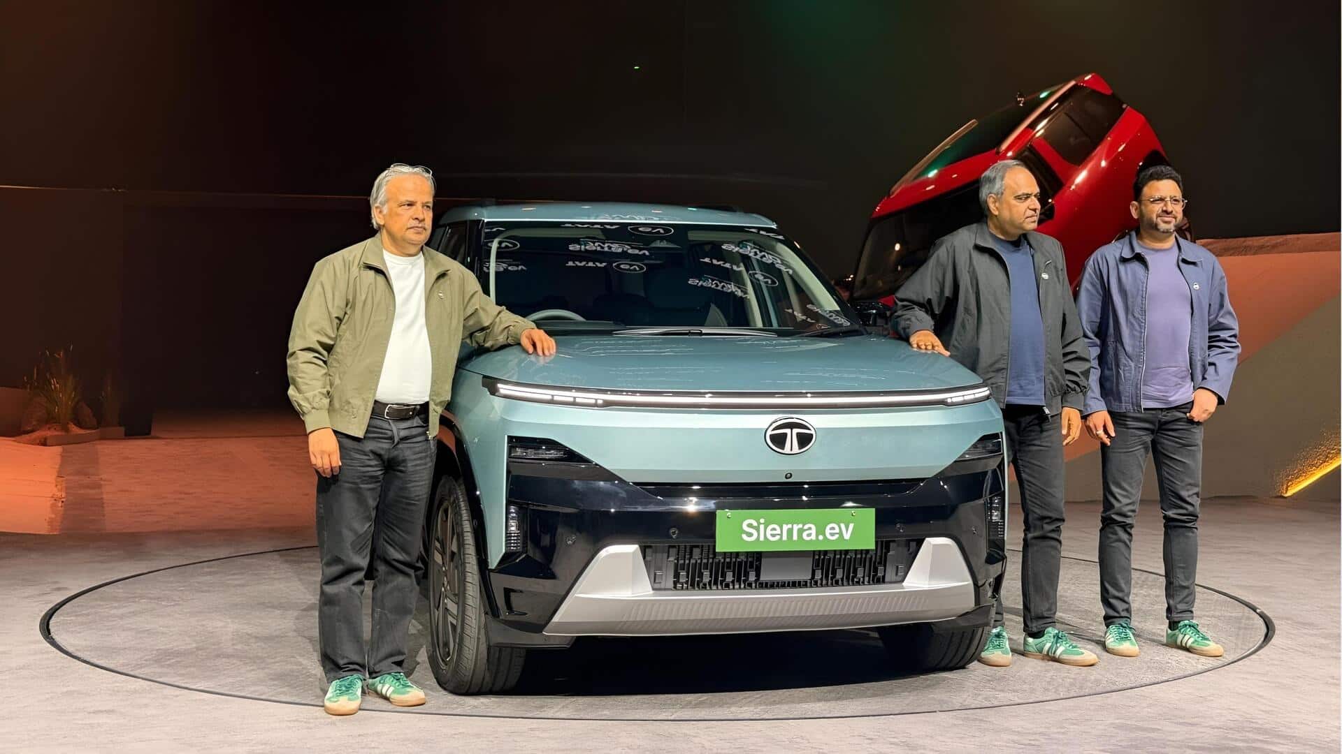 Tata Sierra EV: భారత్‌లో టాటా సియెర్రా ఈవీ విడుదల.. ప్రారంభ ధర రూ.18.79 లక్షలు..