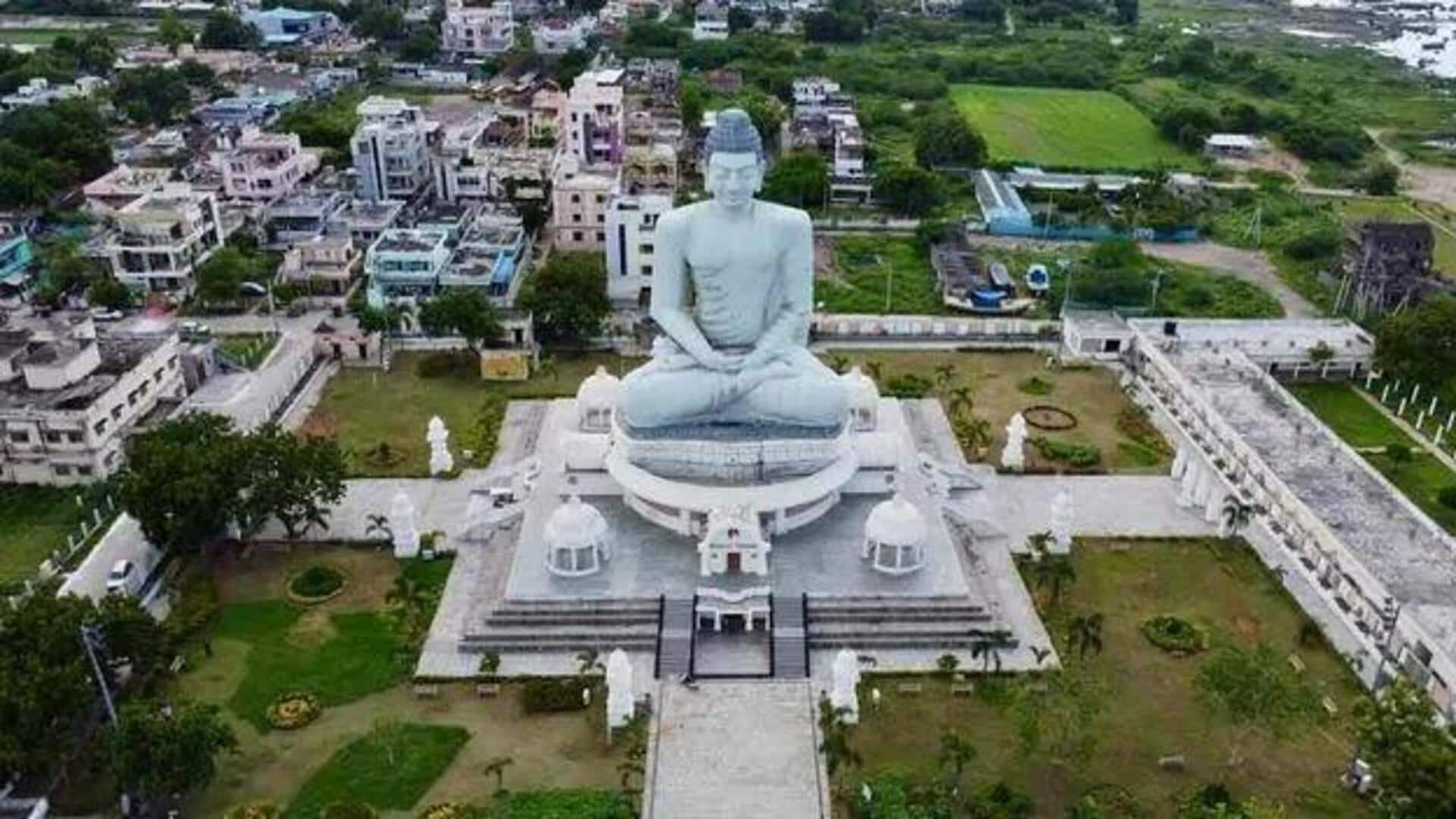 Amaravati: 'గ్రీన్ అండ్ బ్లూ' సిటీగా అమరావతి.. 6,974 ఎకరాల్లో పార్కులు,హరిత వనాల అభివృద్ధి Amaravati: 'గ్రీన్ అండ్ బ్లూ' సిటీగా అమరావతి.. 6,974 ఎకరాల్లో పార్కులు,హరిత వనాల అభివృద్ధి
