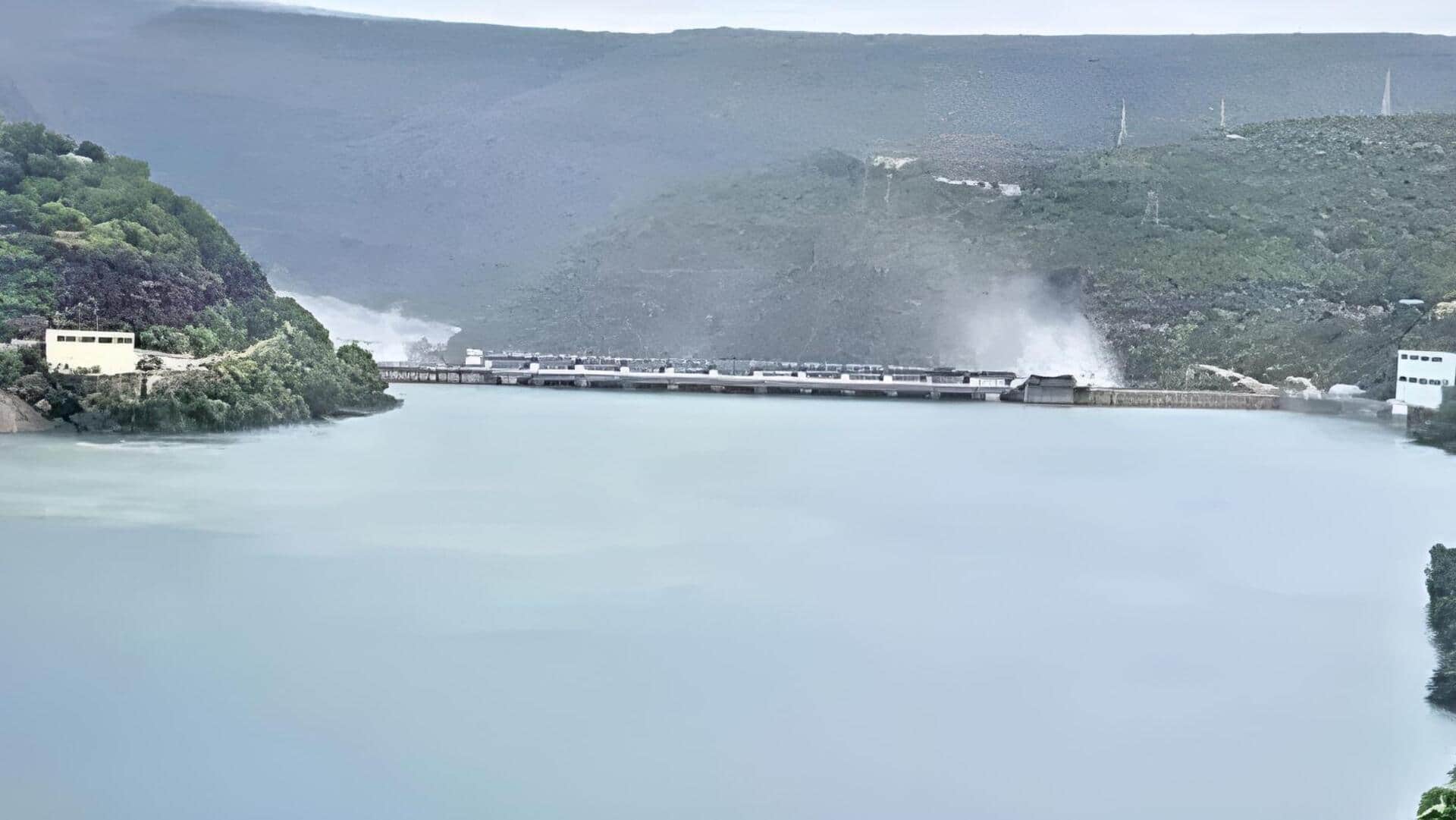 Srisailam: శ్రీశైలానికి భారీ వరద.. నిండుకుండలా మారుతున్న జలాశయం