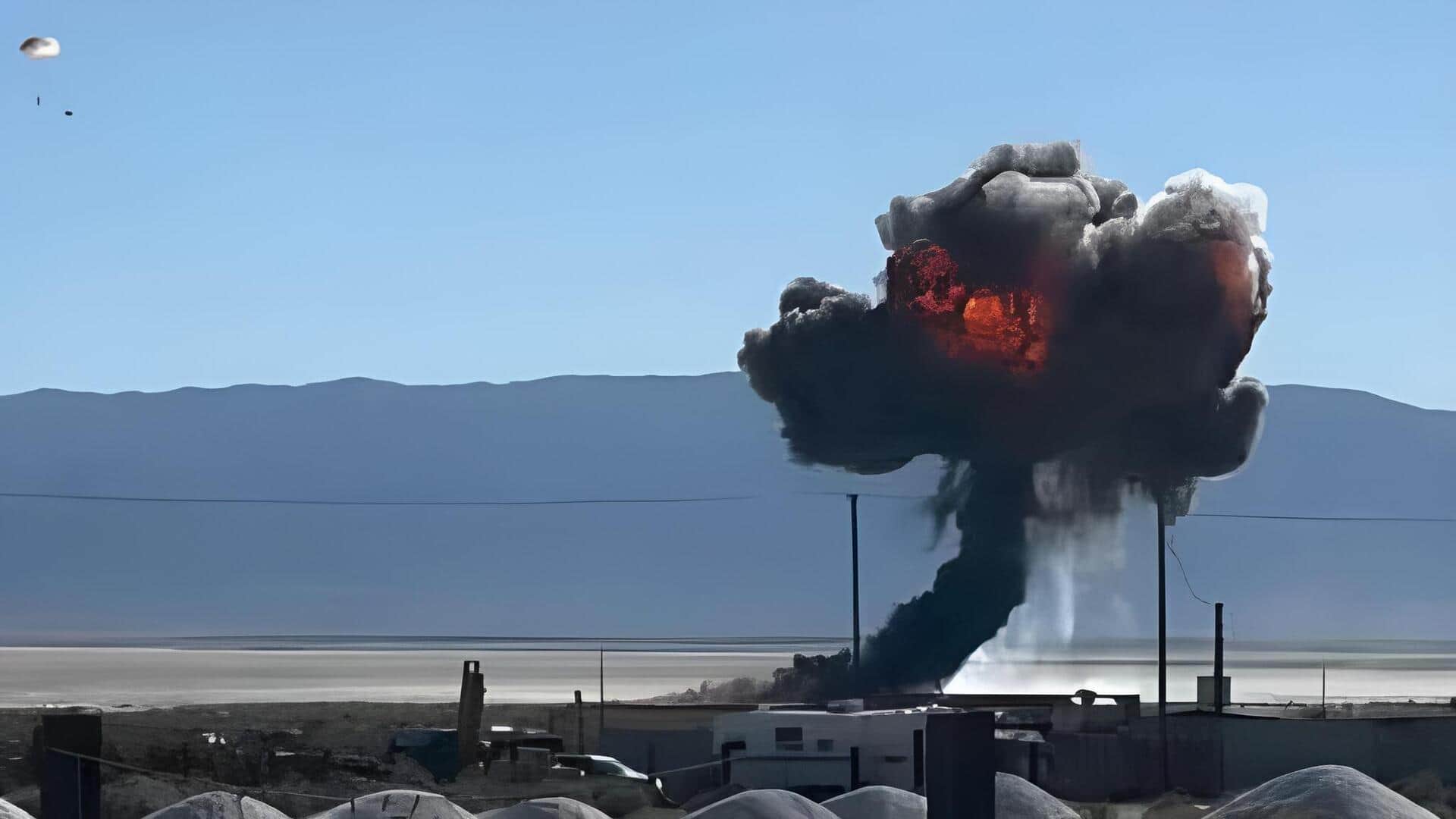 US: కాలిఫోర్నియాలో కూలిన ఎఫ్-16 జెట్ విమానం.. పారాచ్యూట్‌ సాయంతో సురక్షితంగా బయటపడ్డ పైలట్ 