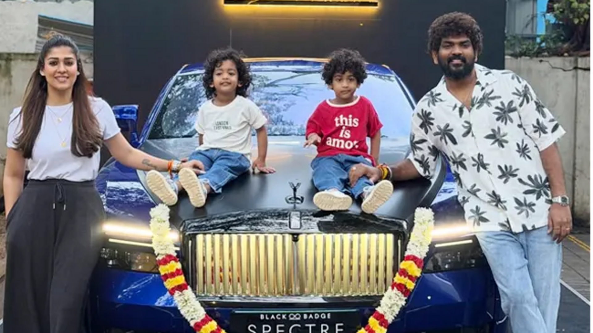 Nayanthara: నయన్‌ బర్త్‌డే..  ఖరీదైన బహుమతి ఇచ్చిన  విఘ్నేశ్‌.. ఎన్ని రూ.కోట్లంటే! 