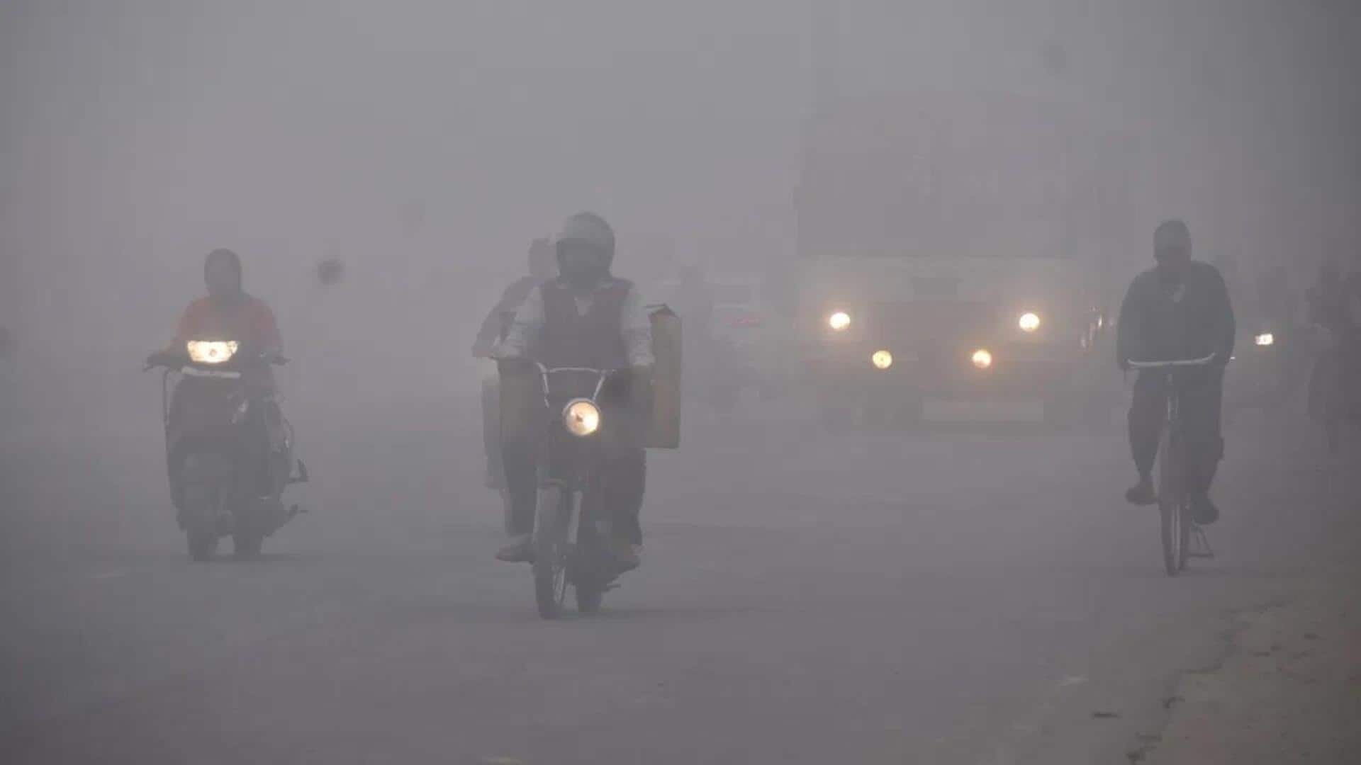 Delhi weather: గ్రాప్‌-4 నిబంధనలు.. ఆందోళనకర స్థాయికి ఢిల్లీలో వాయు కాలుష్యం