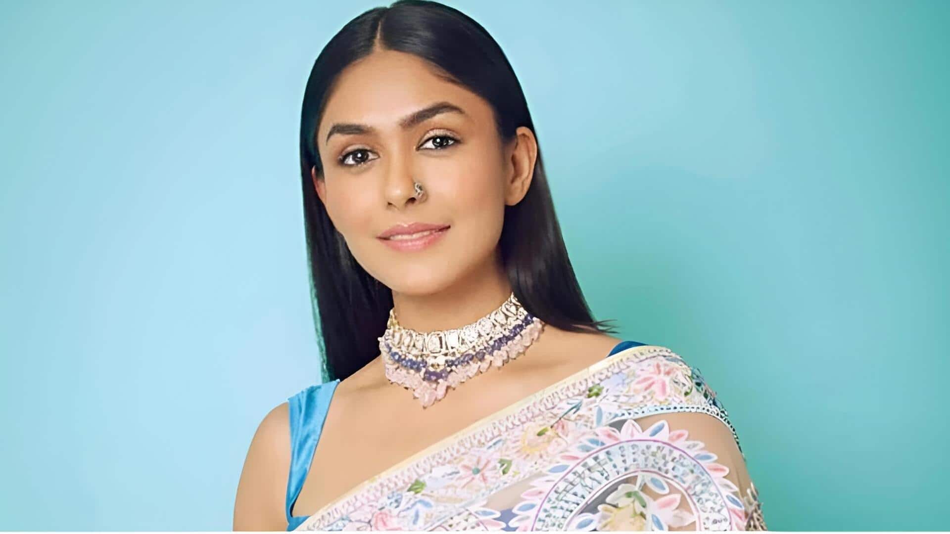 Peddi: చరణ్ 'పెద్ది'లో మృణాల్ ఠాకూర్ స్పెషల్ సాంగ్.. ఫిల్మ్‌నగర్‌లో హాట్ టాక్!