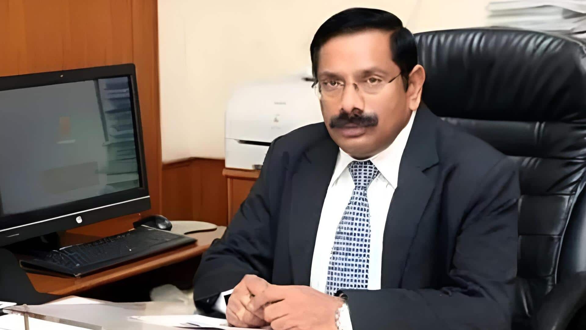 CS Vijayanand: ప్రయివేటు ఆలయాలపై స్పెషల్ ఫోకస్.. రద్దీ నియంత్రణకు సీఎస్ కీలక ఆదేశాలు!