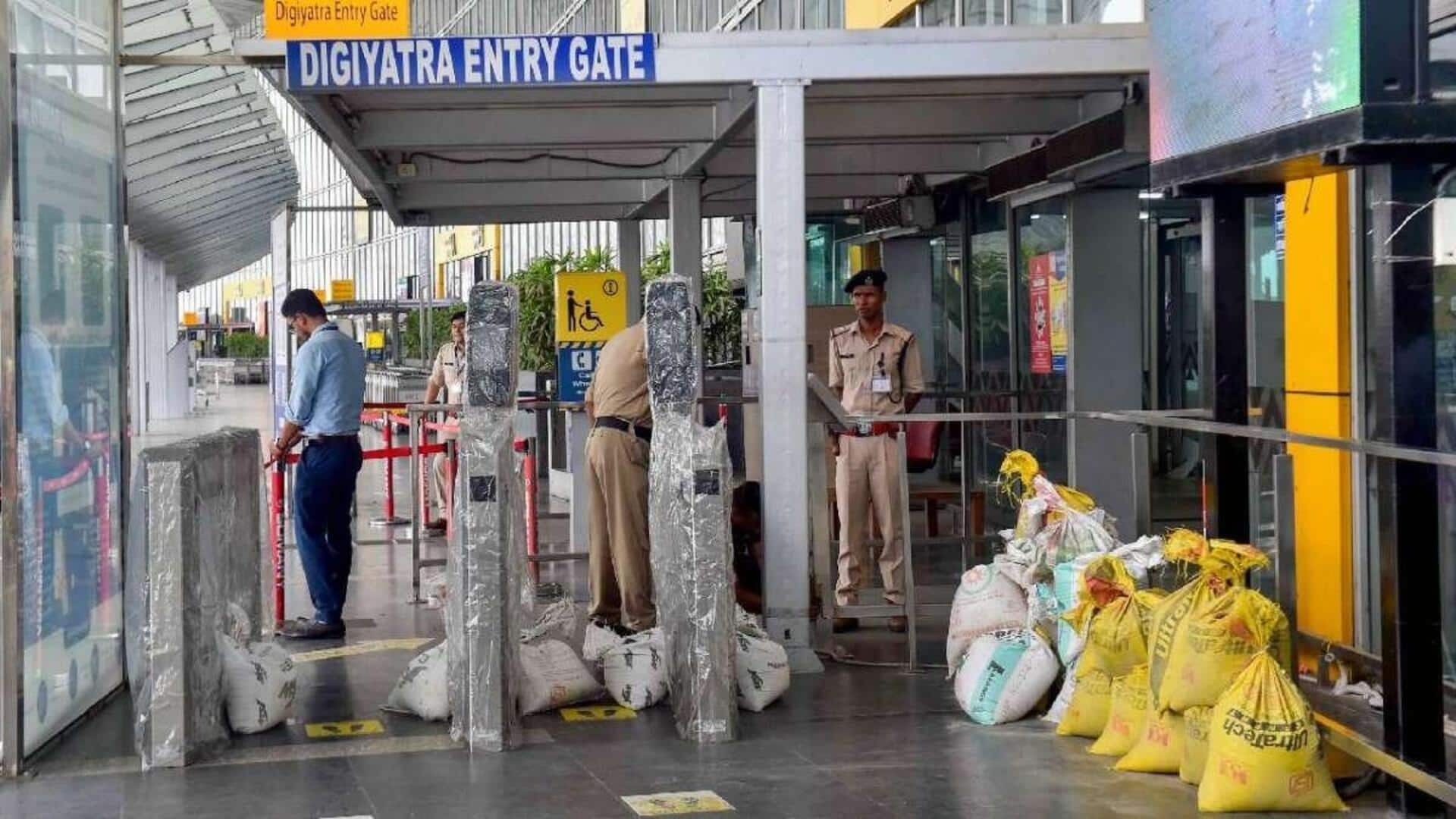 Kolkata airport: కోల్కతాలోని అంతర్జాతీయ విమానాశ్రయానికి' బాంబు బెదిరింపు.. హైఅలర్ట్ Kolkata airport: కోల్కతాలోని అంతర్జాతీయ విమానాశ్రయానికి' బాంబు బెదిరింపు.. హైఅలర్ట్