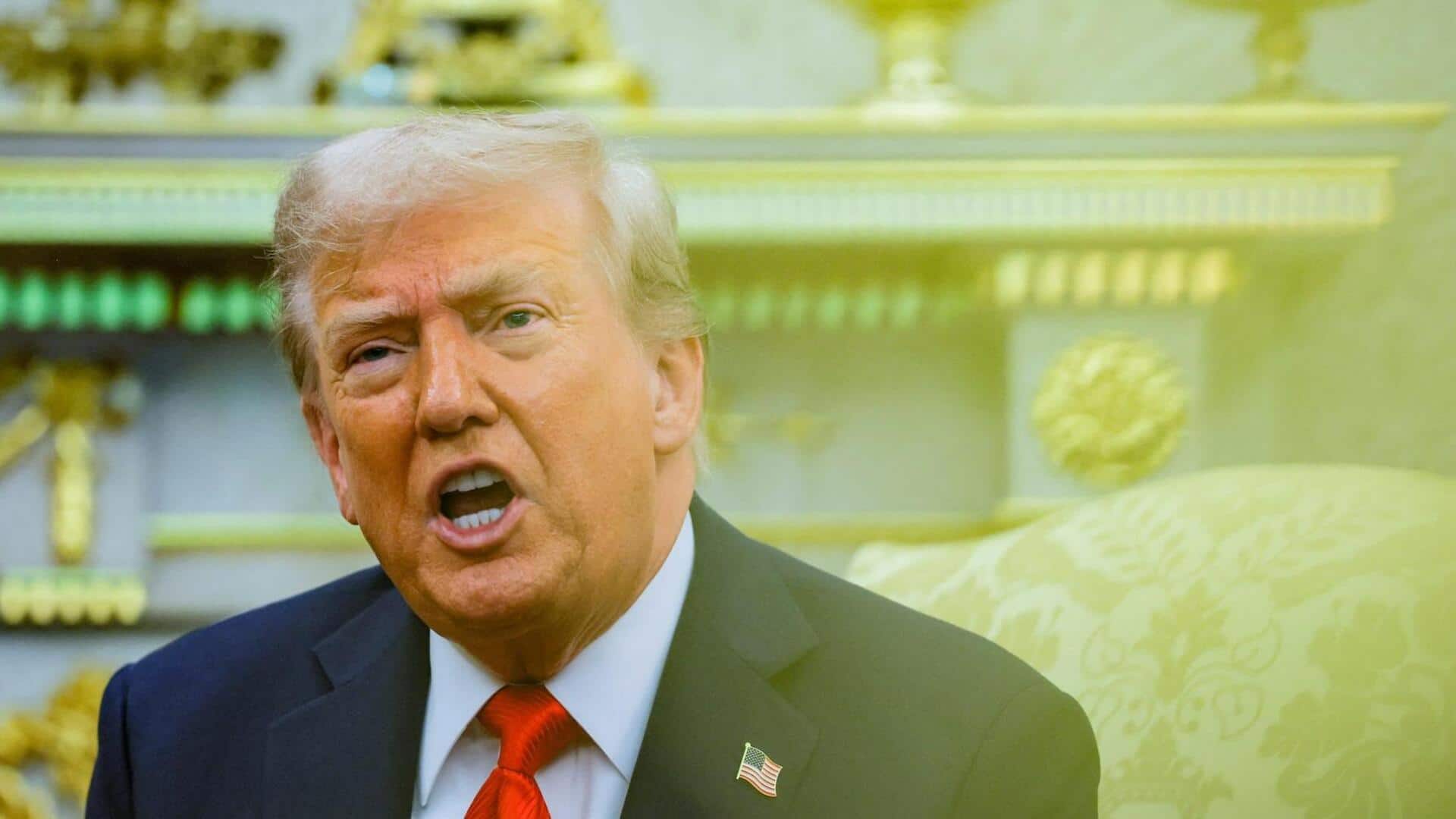 Trump: సుప్రీంకోర్టు సుంకాలను తగ్గిస్తే.. అమెరికా పేద స్థితికి వెళ్లిపోతుంది: ట్రంప్ కీలక వ్యాఖ్యలు Trump: సుప్రీంకోర్టు సుంకాలను తగ్గిస్తే.. అమెరికా పేద స్థితికి వెళ్లిపోతుంది: ట్రంప్ కీలక వ్యాఖ్యలు