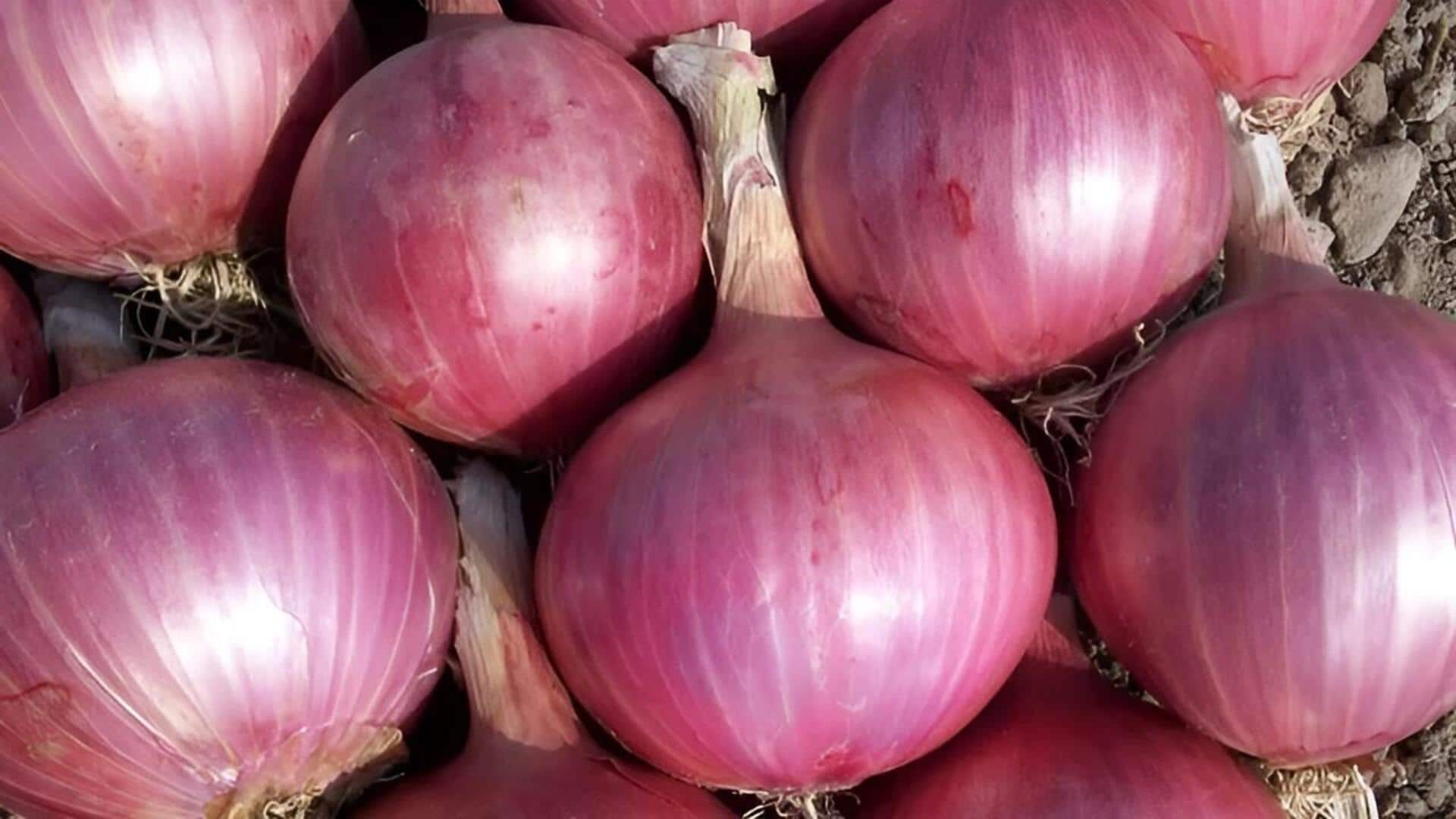 Onion prices: దేశవ్యాప్తంగా పెరిగిన ఉల్లి ధరలు.. నేటి నుంచి కందా ఎక్స్‌ప్రెస్‌ సేవలు
