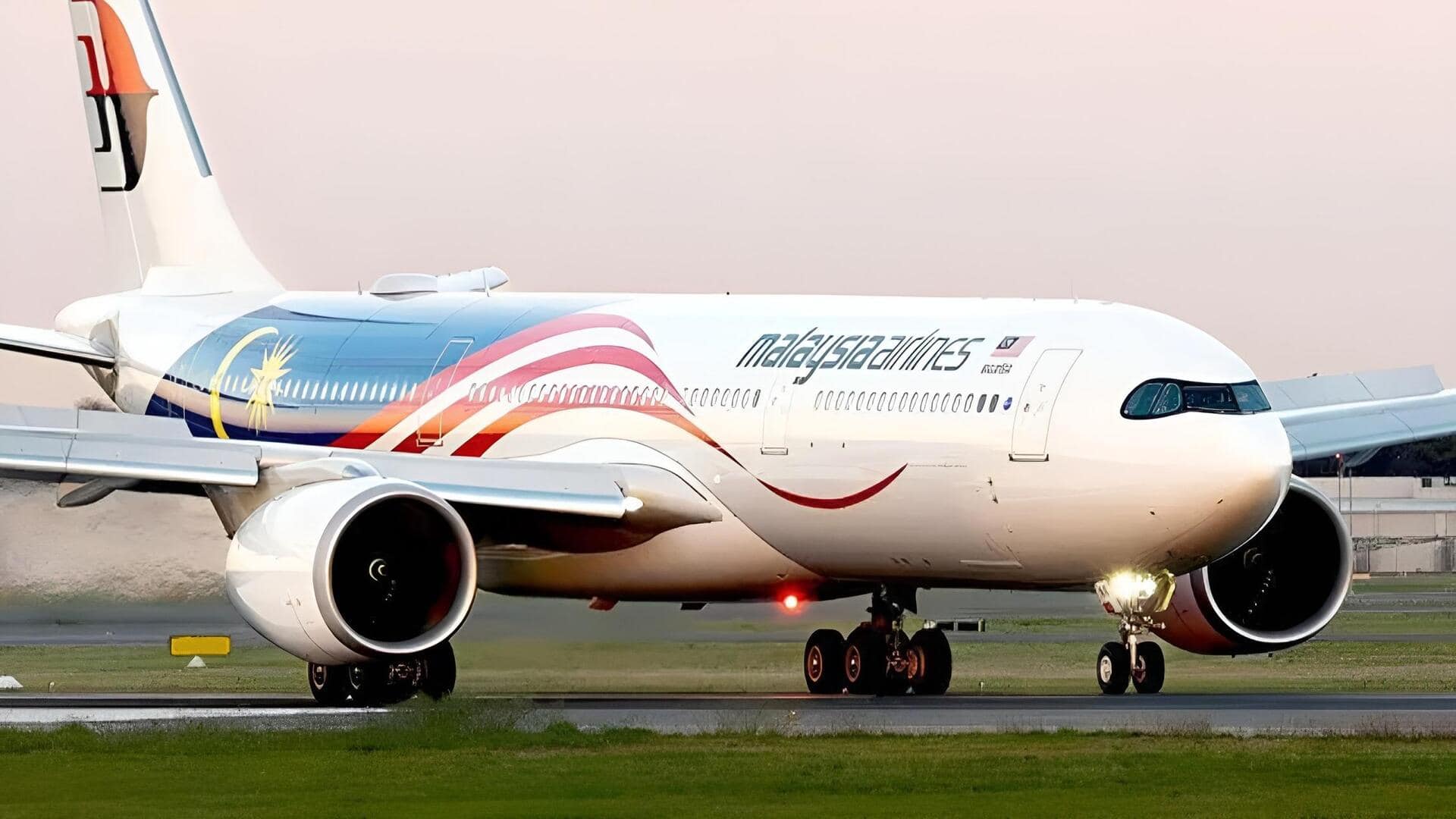 Kolkata Airport: ల్యాండింగ్‌ వేళ లేజర్‌ లైట్ల కలకలం.. గాల్లోనే విమానం చక్కర్లు
