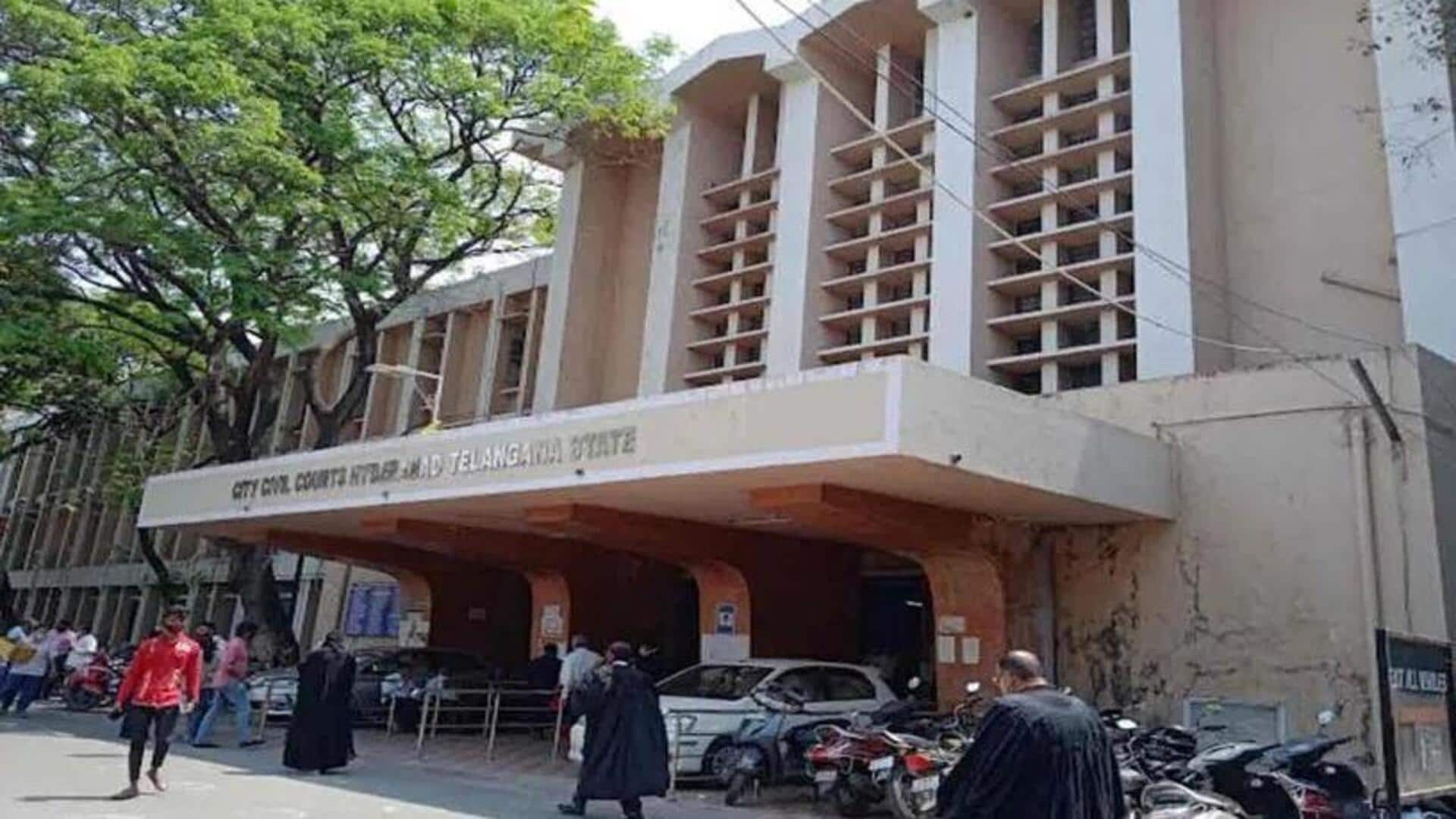 Hyderabad: హైదరాబాద్ సిటీ సివిల్ కోర్టుకు బాంబు బెదిరింపు.. Hyderabad: హైదరాబాద్ సిటీ సివిల్ కోర్టుకు బాంబు బెదిరింపు..