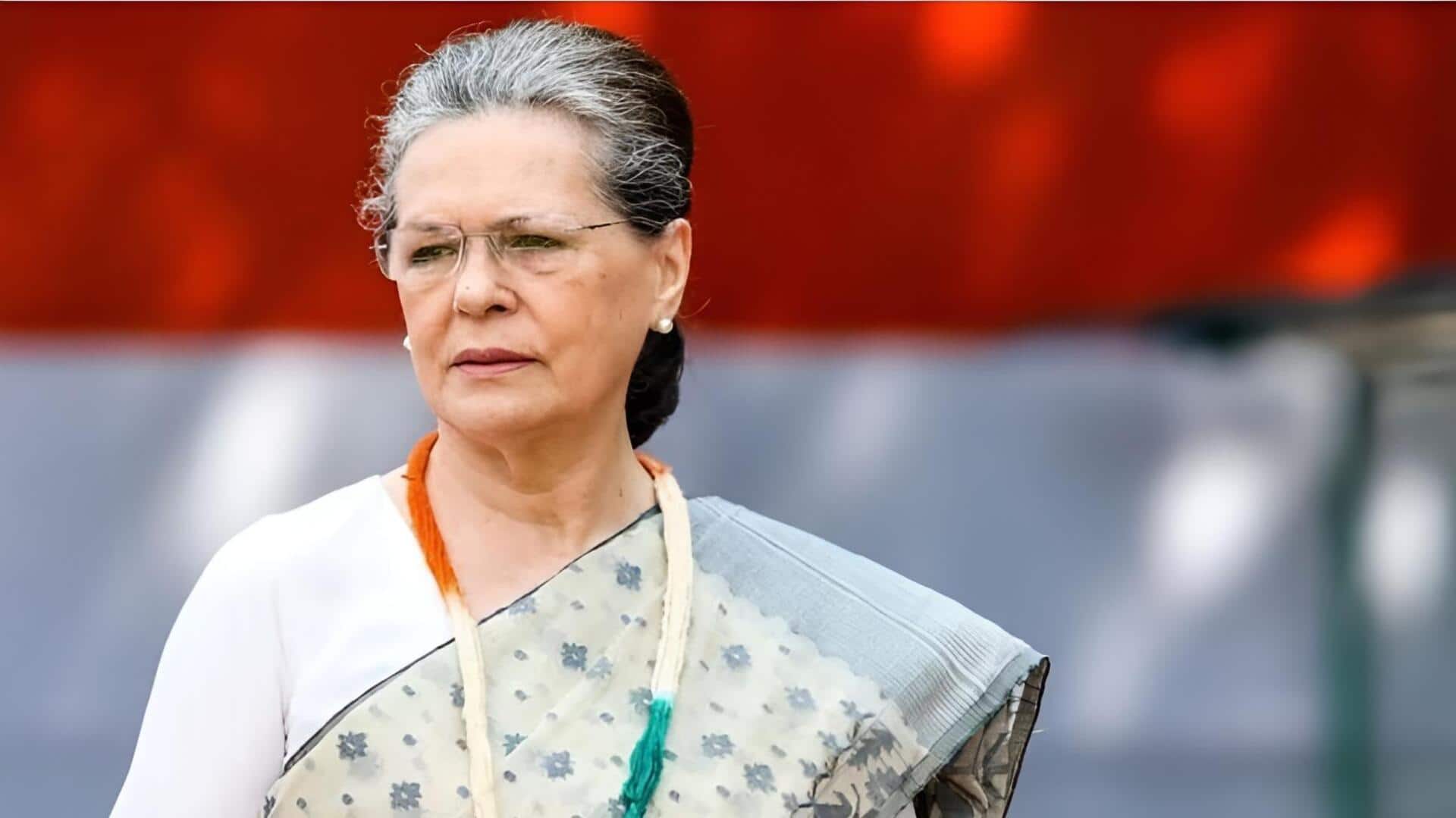  Sonia Gandhi: సోనియాగాంధీకి ఆస్వస్థత.. ఆస్పత్రిలో చేరిక 
