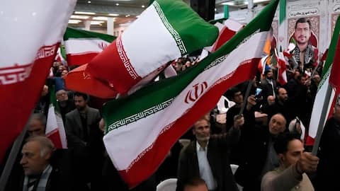 Iran protests: రణరంగమైన ఇరాన్.. ఇంటర్నెట్ బంద్; 45 మంది మృతి