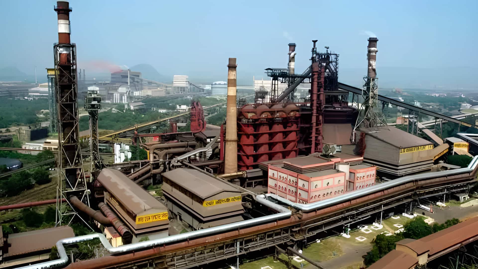 Steel Plant: విశాఖ స్టీల్‌ప్లాంట్‌లో విషాద ఛాయలు.. 8 మంది మృతి
