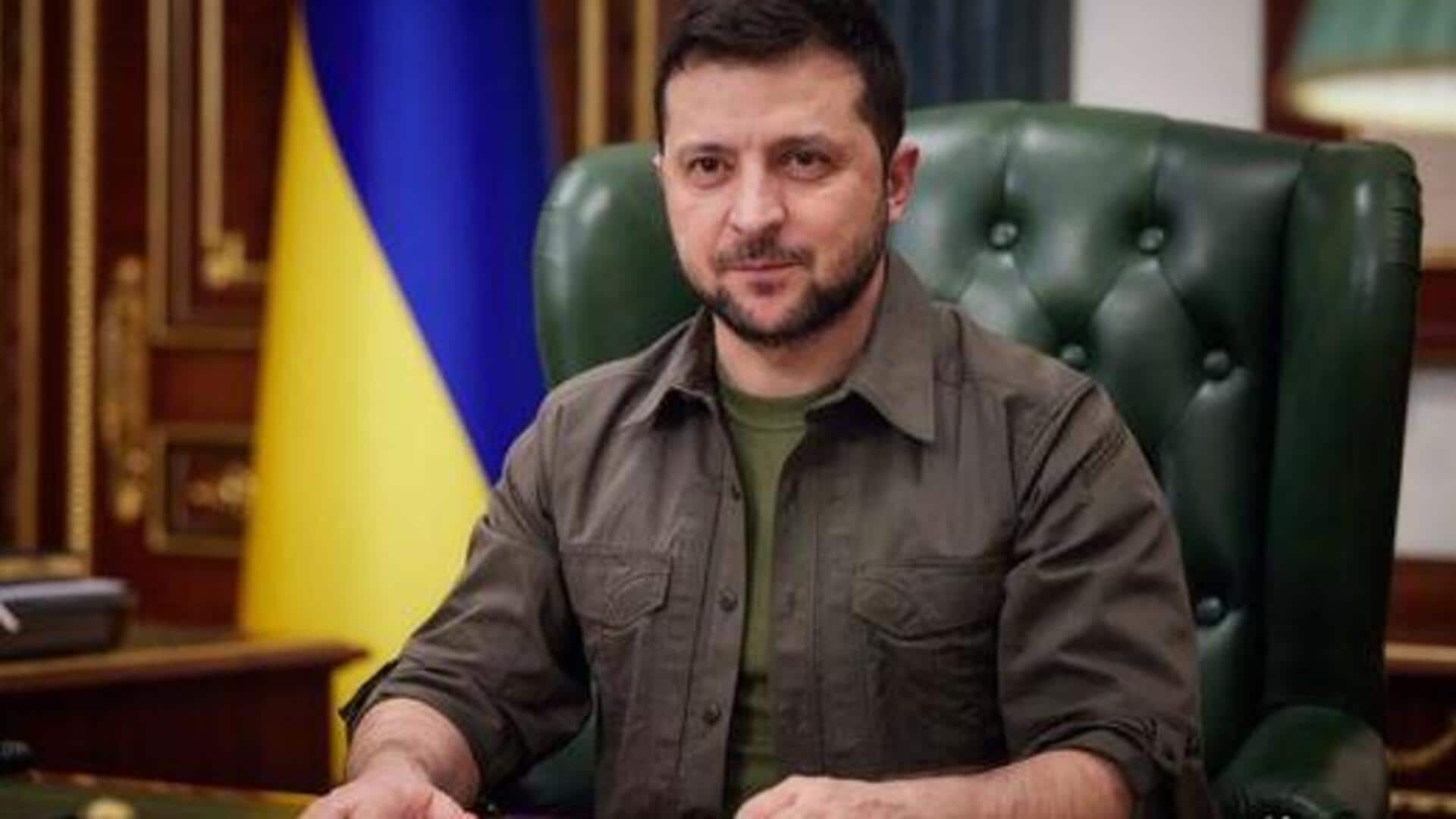 Zelensky: పొక్రొవిస్క్లో యుద్ధం ముదురుతోంది.. 1.70 లక్షల సైనికుల మోహరింపు: జెలెన్స్కీ Zelensky: పొక్రొవిస్క్లో యుద్ధం ముదురుతోంది.. 1.70 లక్షల సైనికుల మోహరింపు: జెలెన్స్కీ