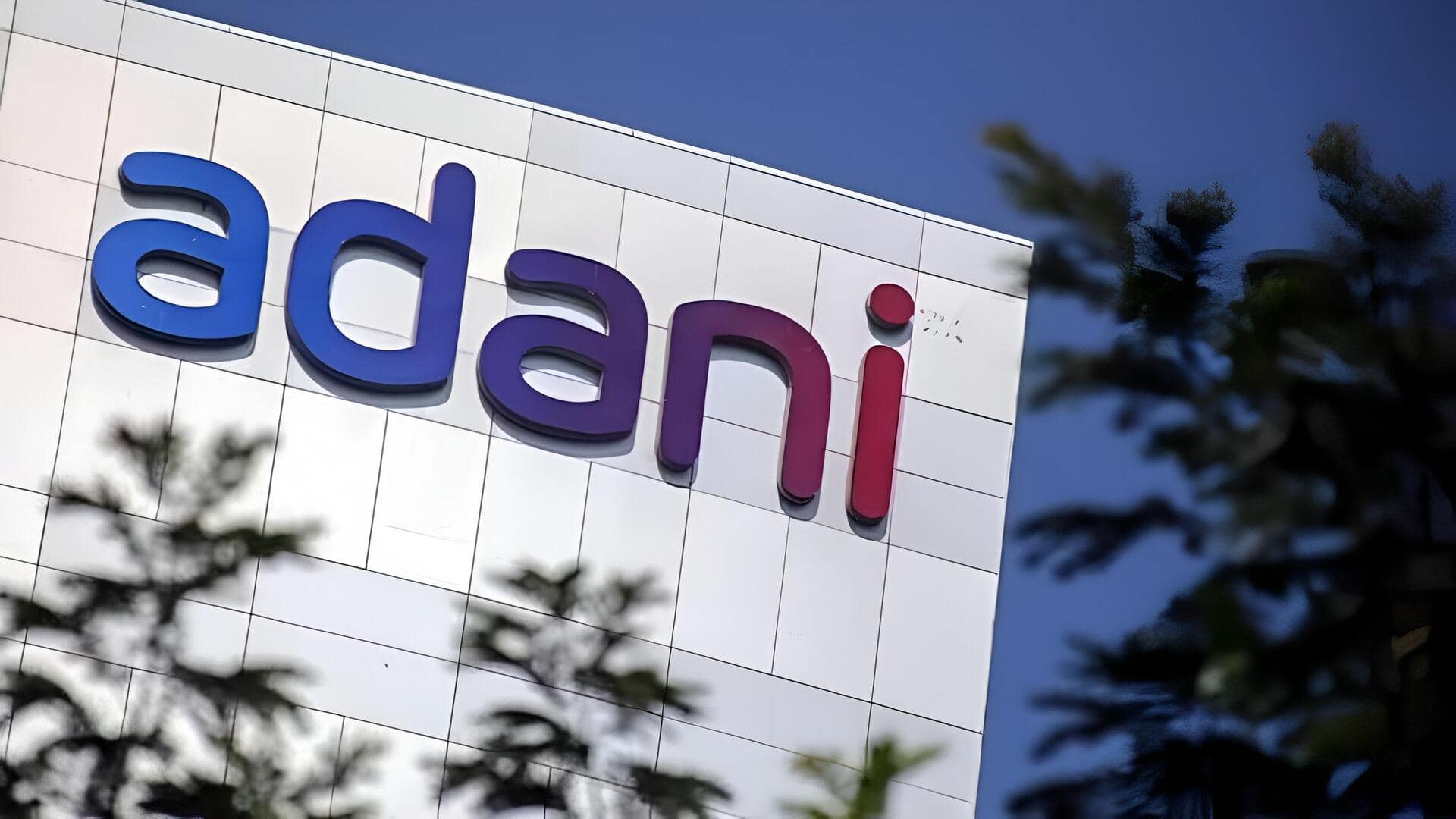 Adani Energy: అదానీ ఎనర్జీ ₹10,000 కోట్ల నిధుల సమీకరణకు బోర్డు ఆమోదం