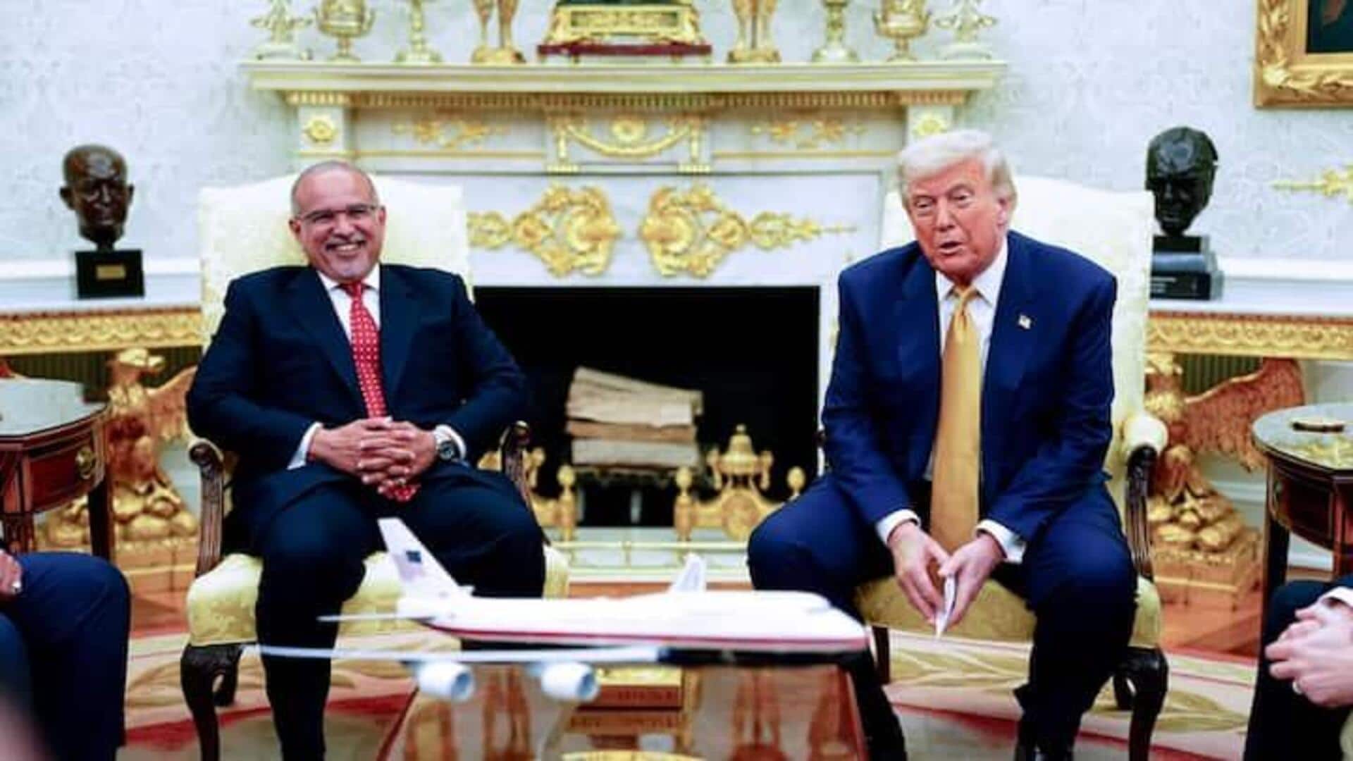 Trump: భారత్తో వాణిజ్య ఒప్పందంపై ట్రంప్ కీలక వ్యాఖ్యలు.. త్వరలోనే కీలక ఒప్పందం జరగబోతున్నట్లు వెల్లడి Trump: భారత్తో వాణిజ్య ఒప్పందంపై ట్రంప్ కీలక వ్యాఖ్యలు.. త్వరలోనే కీలక ఒప్పందం జరగబోతున్నట్లు వెల్లడి