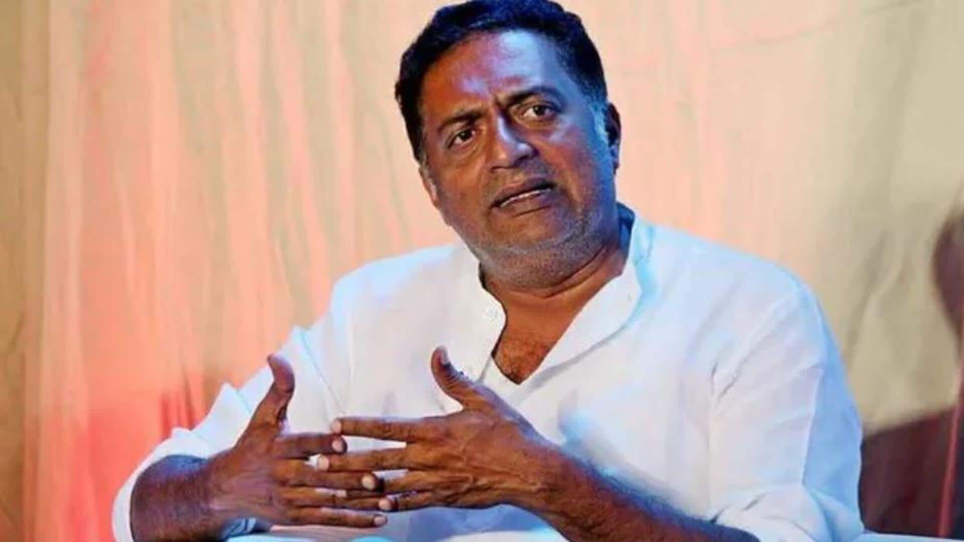 Prakash Raj: 'సగం బాలీవుడ్ అమ్ముడుపోయింది'.. గళం విప్పిన ప్రకాశ్ రాజ్ Prakash Raj: 'సగం బాలీవుడ్ అమ్ముడుపోయింది'.. గళం విప్పిన ప్రకాశ్ రాజ్