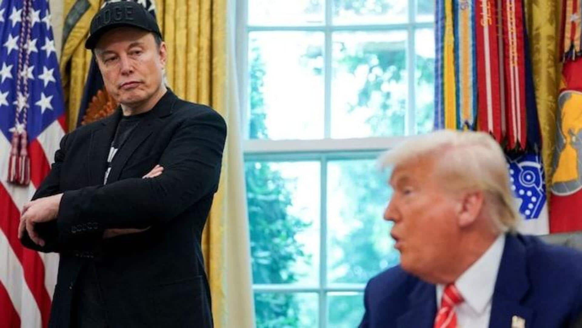 Elon Musk: సెక్స్ కుంభకోణంలో నిందితుడితోజెఫ్రీ ఎప్స్టైన్తో ట్రంప్ కు సంబంధాలు.. బాంబు పేల్చిన మస్క్ Elon Musk: సెక్స్ కుంభకోణంలో నిందితుడితోజెఫ్రీ ఎప్స్టైన్తో ట్రంప్ కు సంబంధాలు.. బాంబు పేల్చిన మస్క్