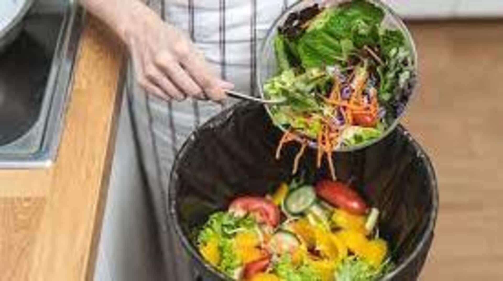 Food Waste: దేశంలో ప్రతి ఇంట్లో ఏటా సగటున 55 కిలోల ఆహారం వృథా Food Waste: దేశంలో ప్రతి ఇంట్లో ఏటా సగటున 55 కిలోల ఆహారం వృథా