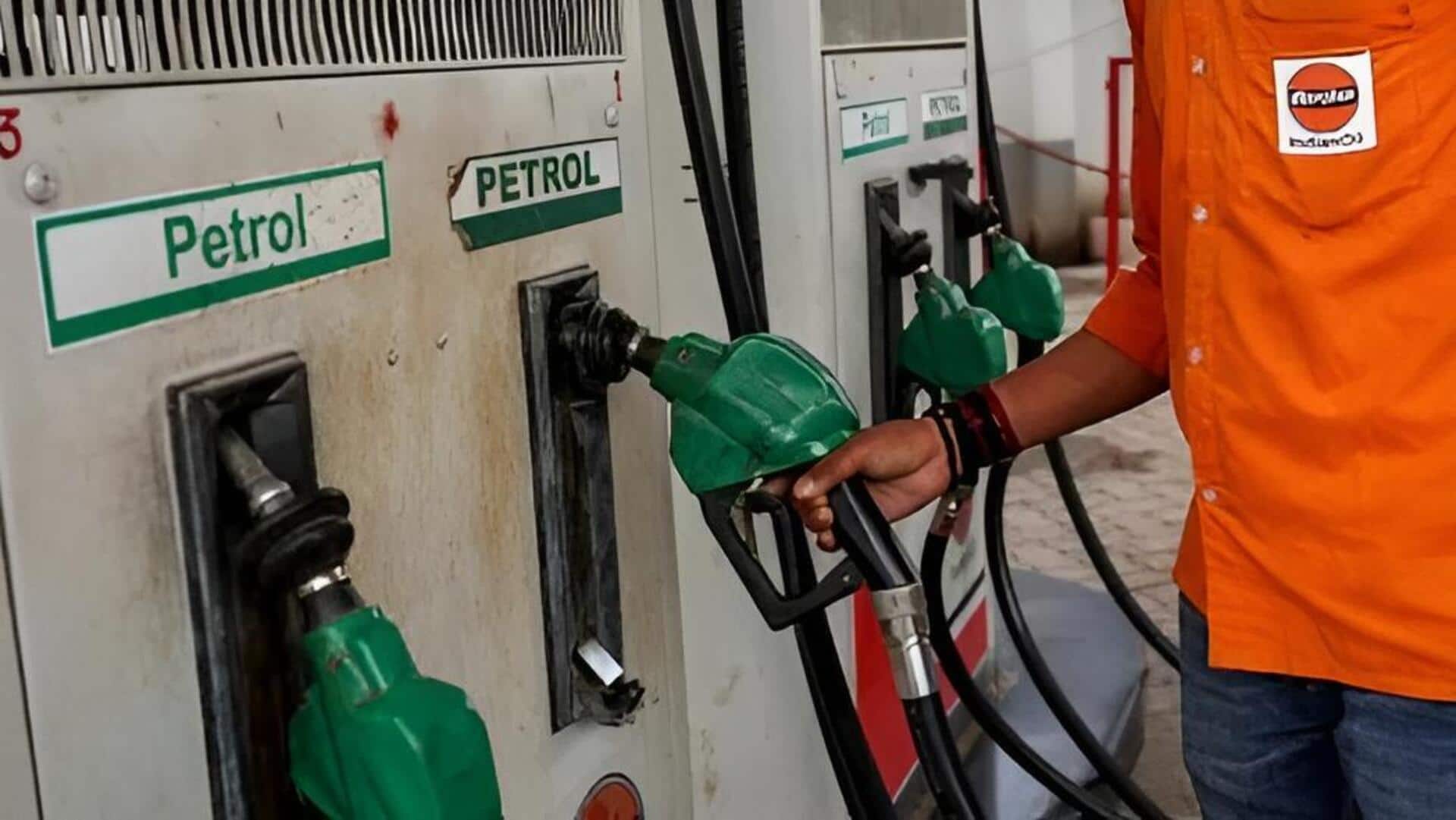Petrol price: అంతర్జాతీయంగా భగ్గుమంటున్న చమురు రేట్లు.. భారత్‌లో పెట్రోల్ ధరలు స్థిరంగా ఉండటానికి కారణం ఇదే!