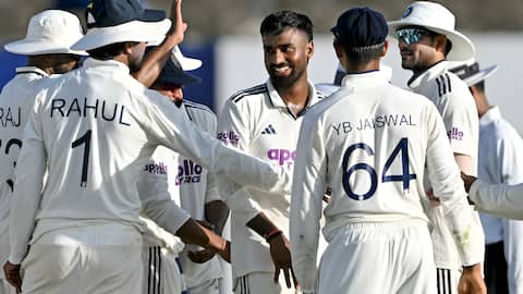 SL vs IND: కొలంబో టెస్టులో శ్రీలంక 290 ఆలౌట్.. ఫాలో ఆన్ ఆడిస్తున్న భారత్!