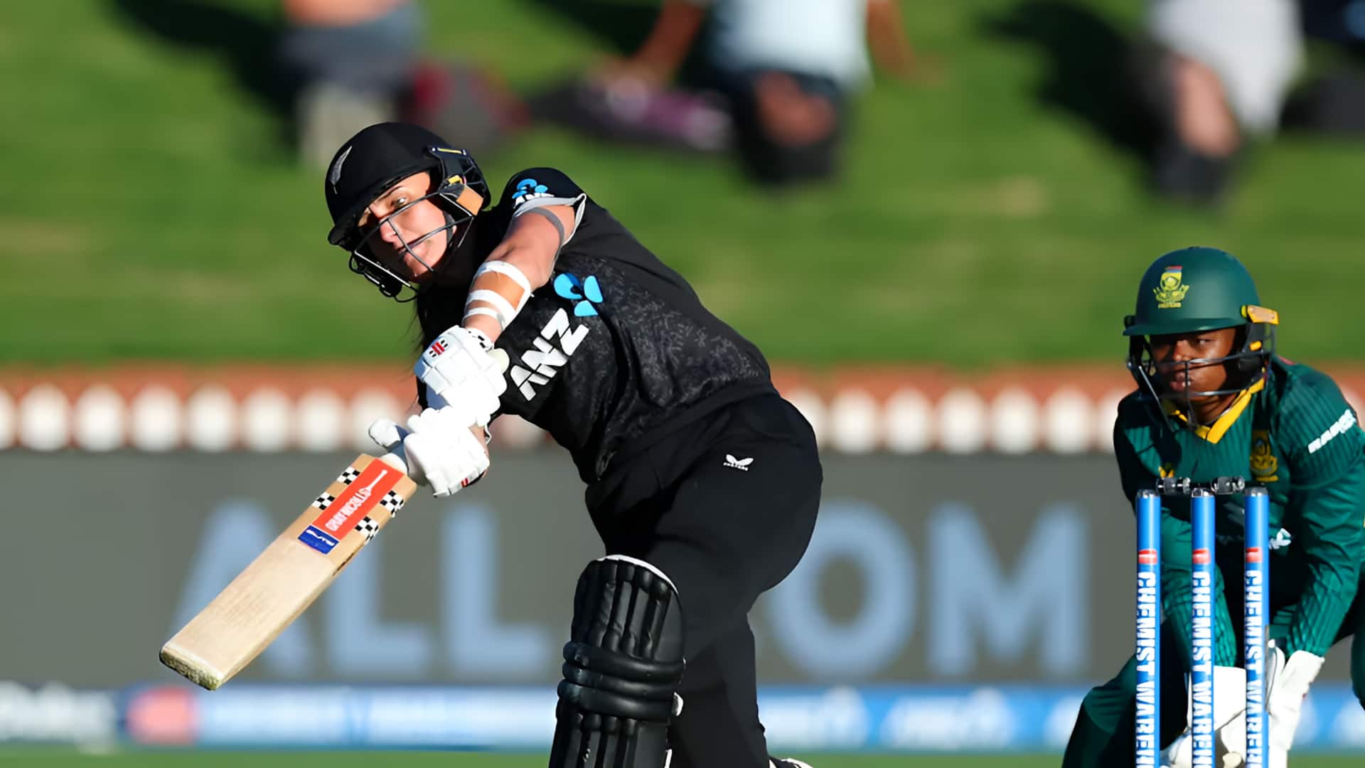 NZ w Vs SA w: మహిళా క్రికెట్‌లో చరిత్ర సృష్టించిన కివీస్.. అమెలియా కెర్ 179తో రికార్డు ఛేదన!