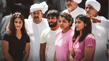 జంతర్ మంతర్ వద్ద రెజ్లర్ల నిరసనకు రైతు నాయకుల మద్దతు 