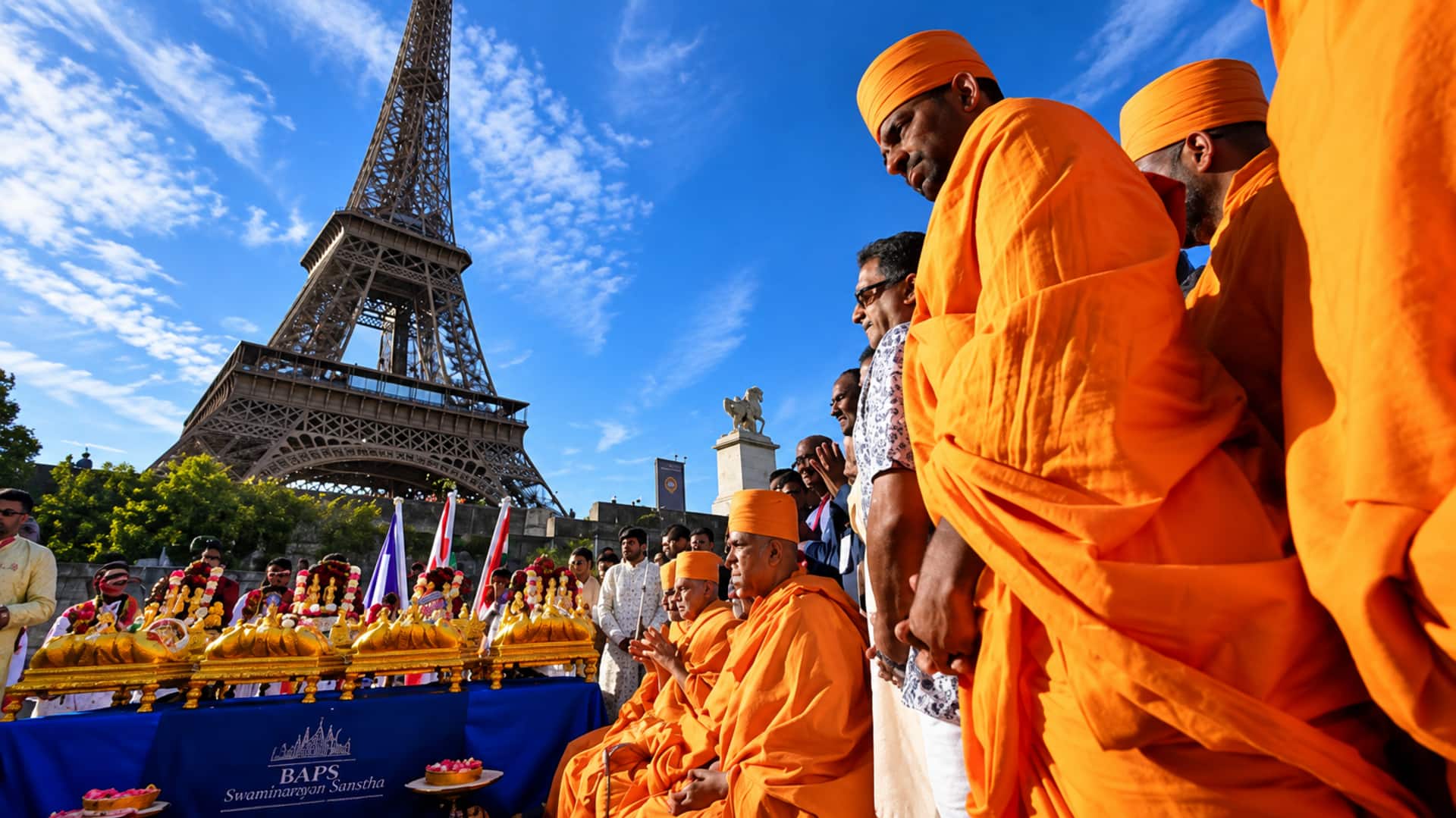 Eiffel Tower: హిందూ మత బృందం పర్యటనలో వివాదం.. మహిళల స్థానంలో పురుషులను నియమించడంపై ఐఫిల్ టవర్ సిబ్బంది సమ్మె