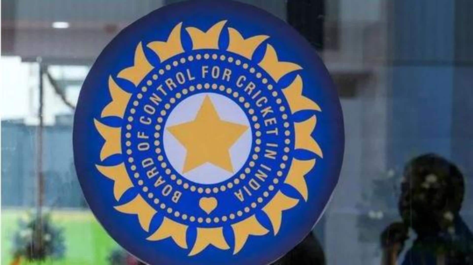 BCCI: బీసీసీఐ కీలక నిర్ణయం.. ఆ ఇద్దరిని తొలగించడానికి సిద్ధం! BCCI: బీసీసీఐ కీలక నిర్ణయం.. ఆ ఇద్దరిని తొలగించడానికి సిద్ధం!